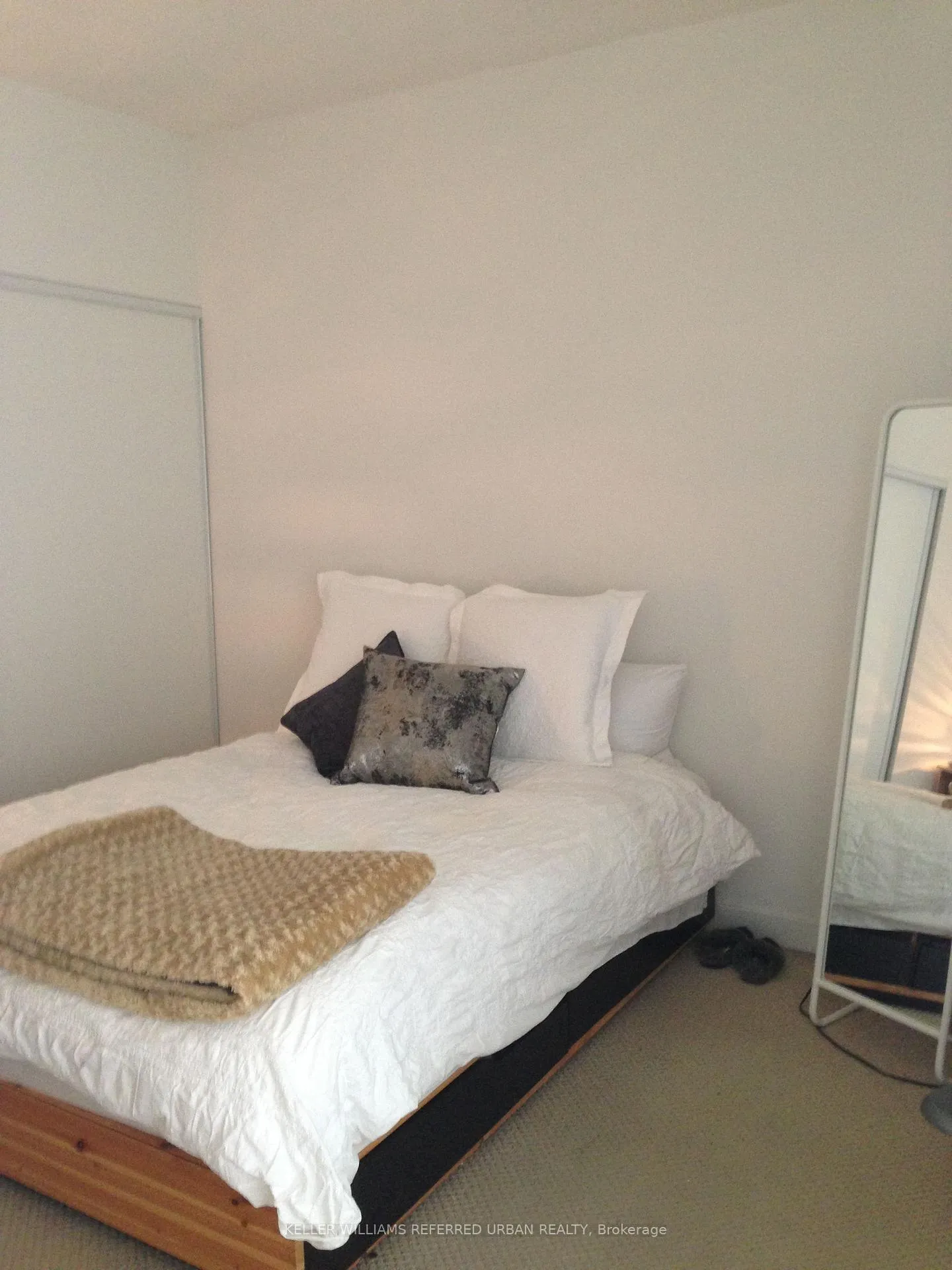 Photo 12 of Unit 806, 33 Charles Street E, Toronto, Church-Yonge Corridor — HOMEH
