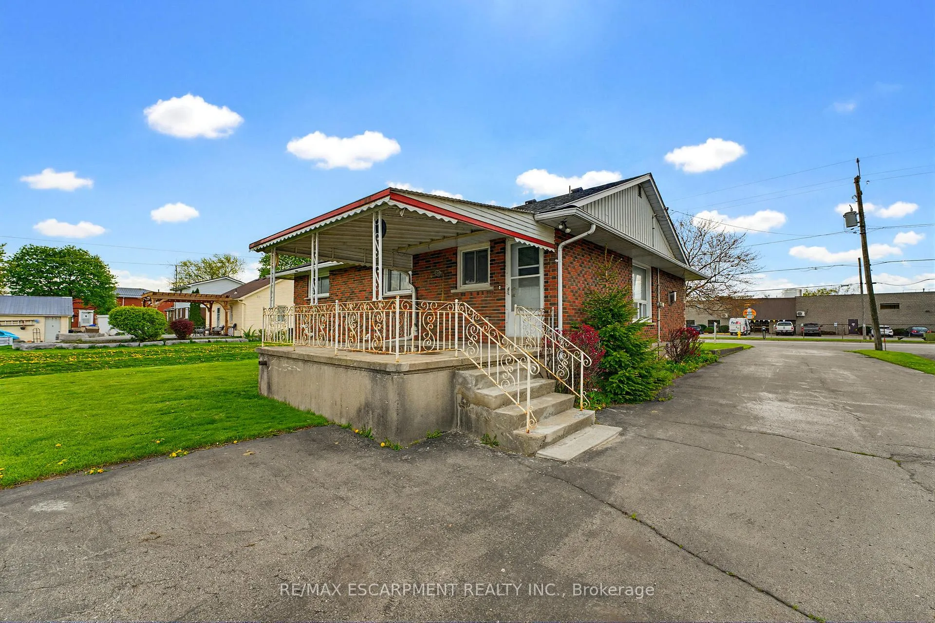 Photo 32 of 127 King Street E, Haldimand — HOMEH