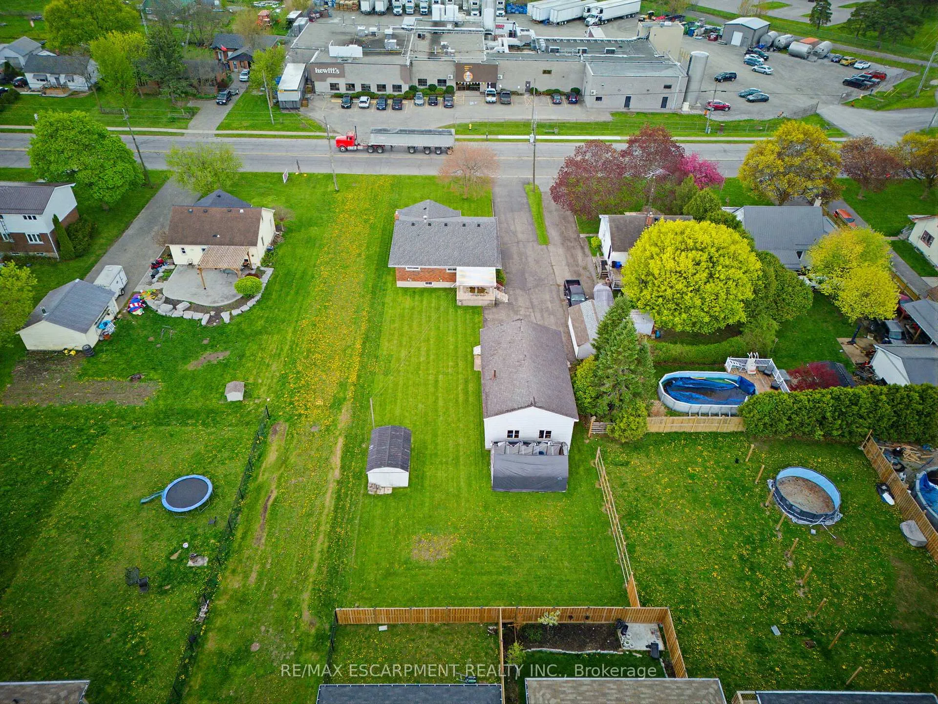 Photo 41 of 127 King Street E, Haldimand — HOMEH
