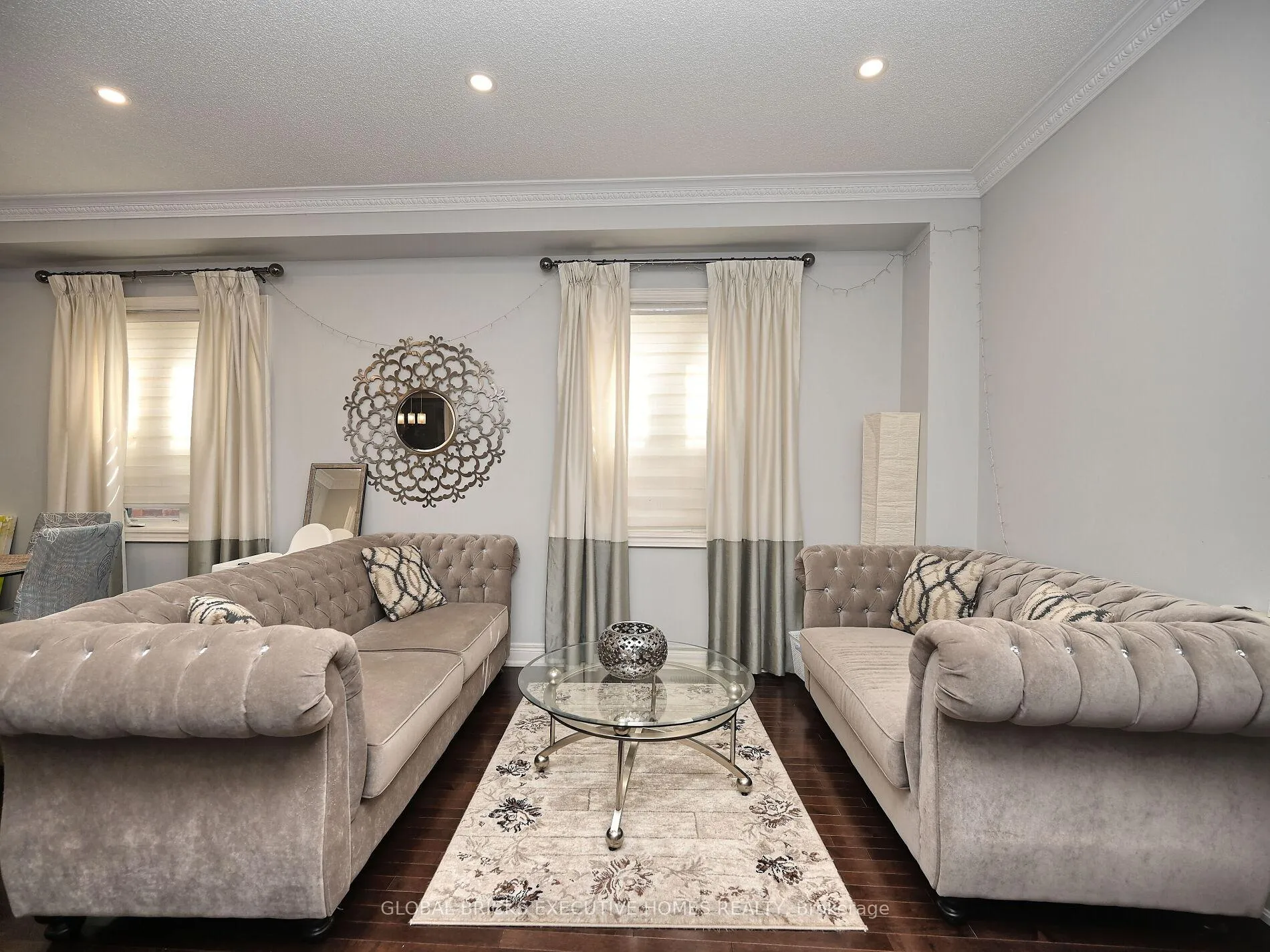 Photo 12 of 55 Apple Valley Way E, Brampton, Bram East — HOMEH