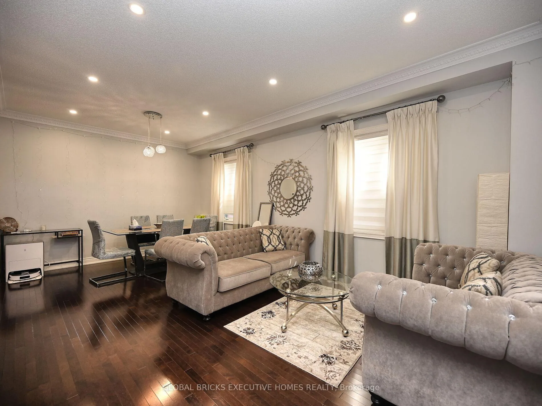 Photo 13 of 55 Apple Valley Way E, Brampton, Bram East — HOMEH