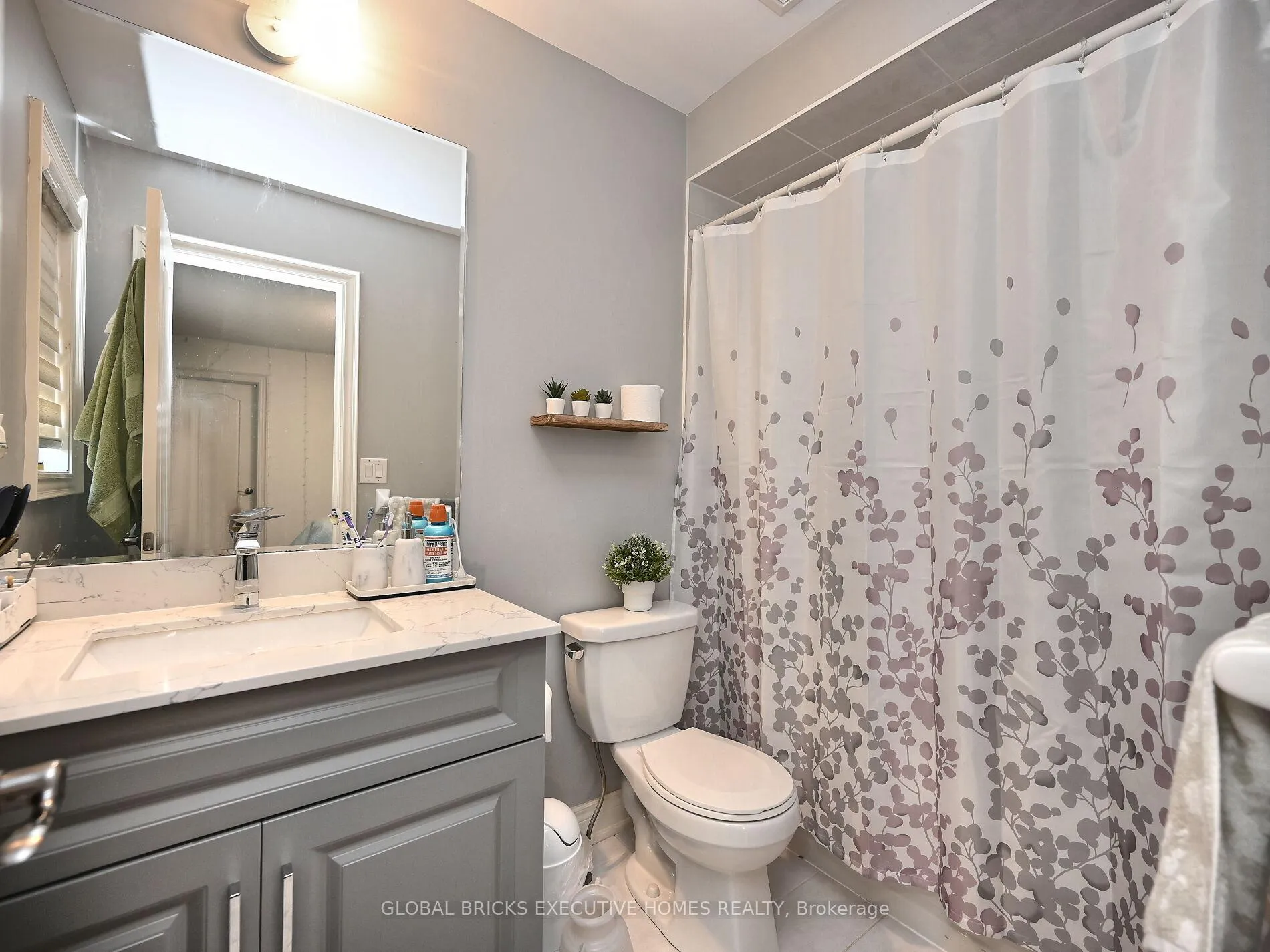 Photo 39 of 55 Apple Valley Way E, Brampton, Bram East — HOMEH