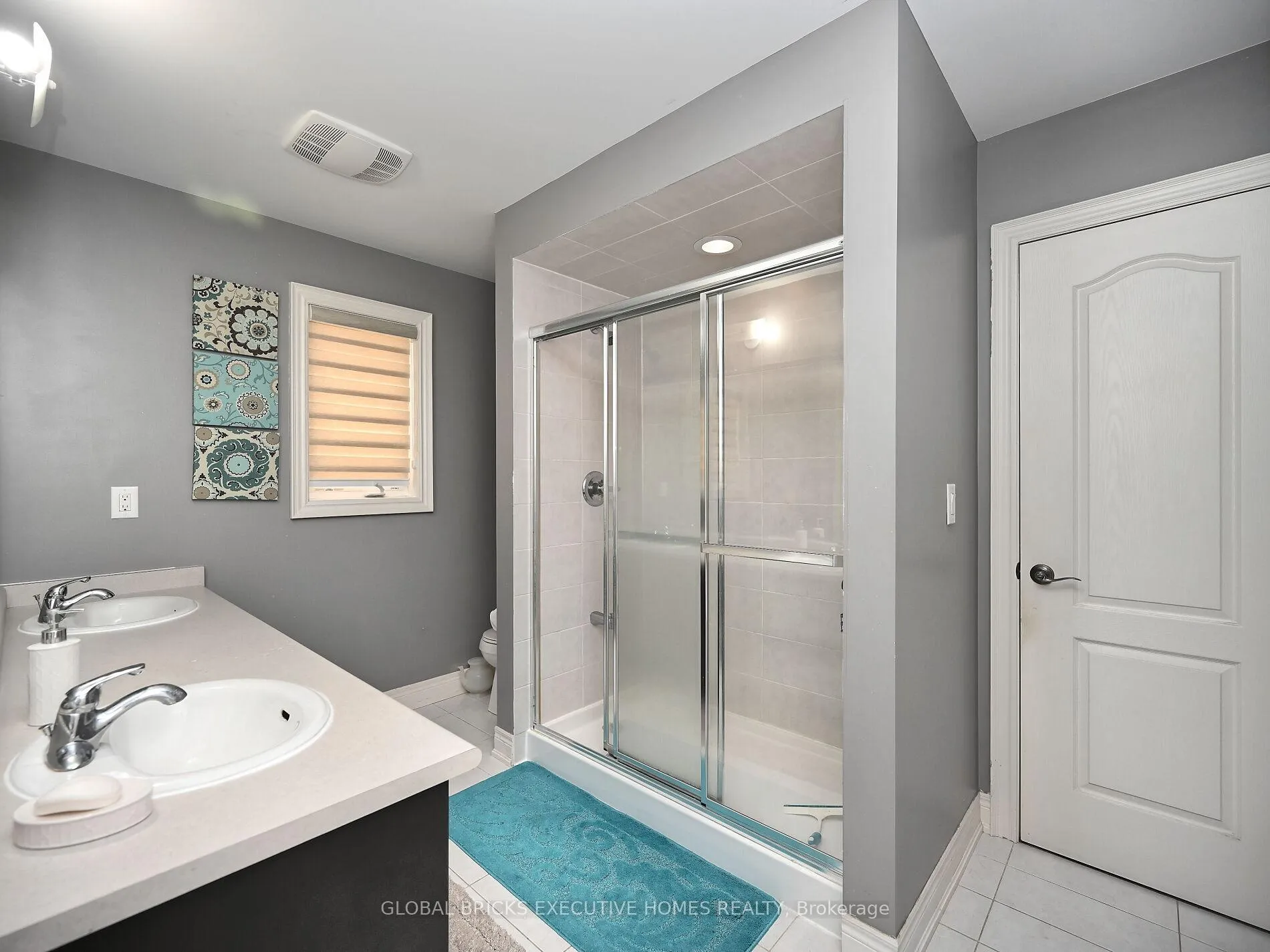 Photo 40 of 55 Apple Valley Way E, Brampton, Bram East — HOMEH