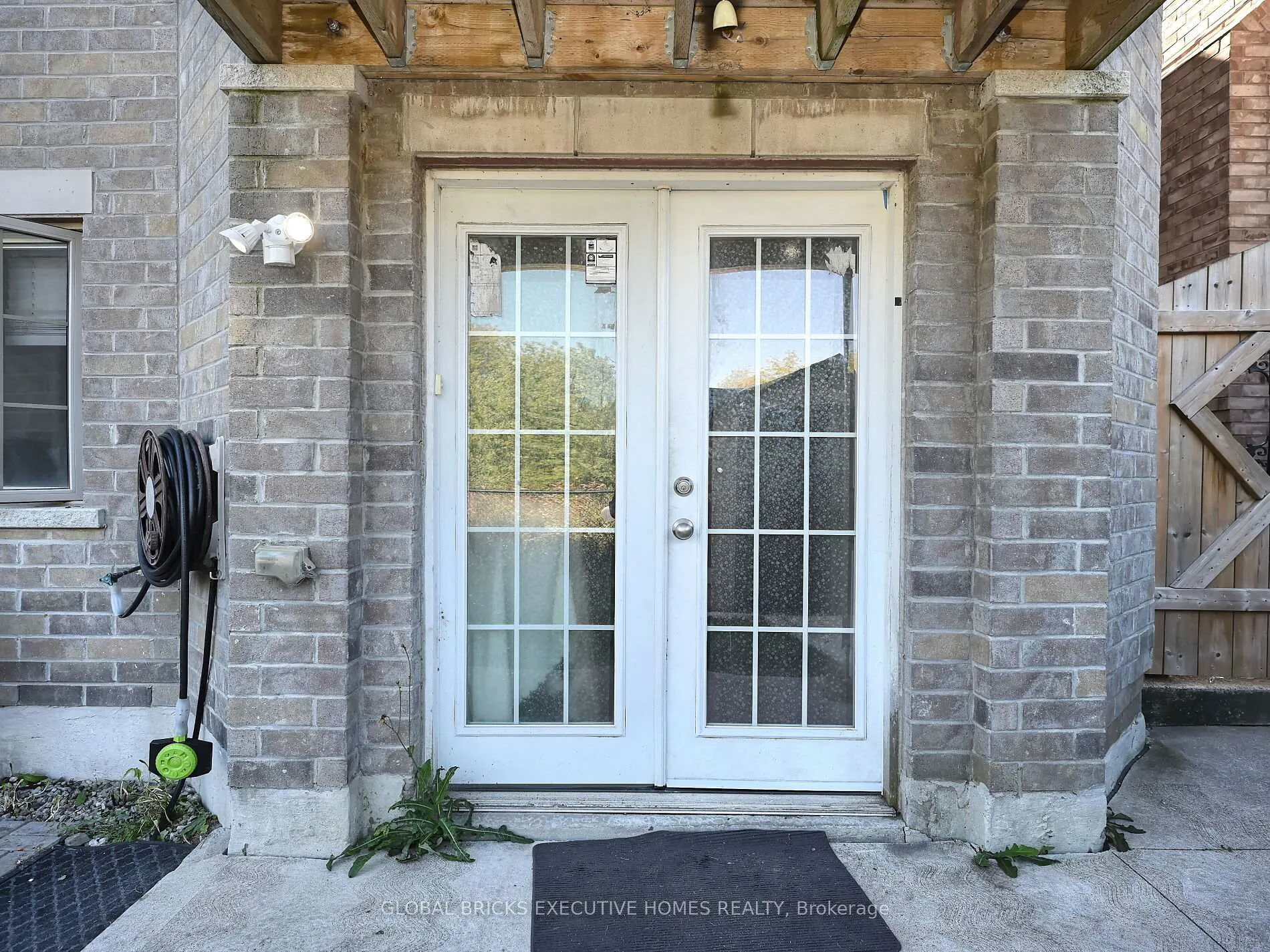 Photo 45 of 55 Apple Valley Way E, Brampton, Bram East — HOMEH