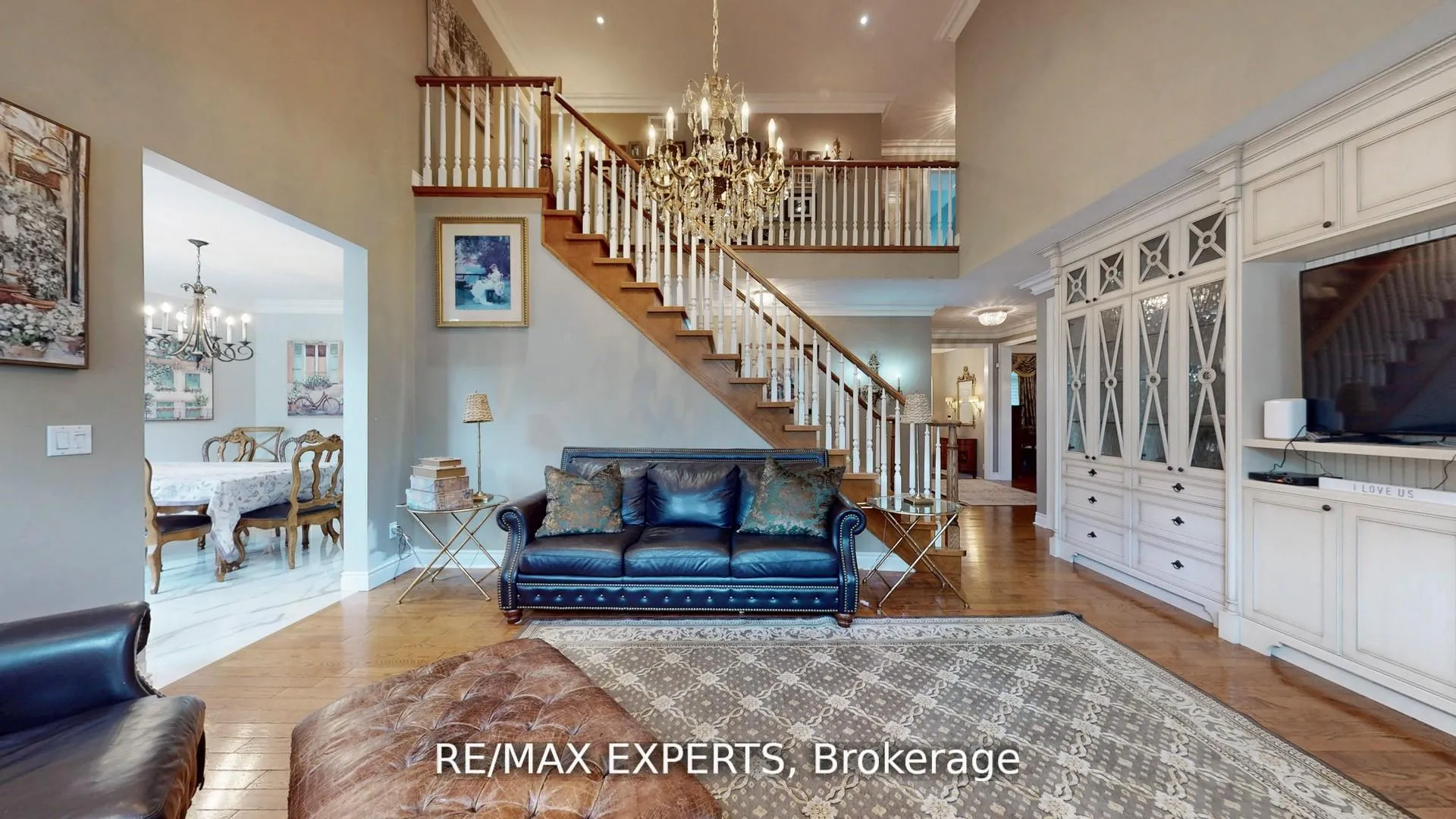 Photo 11 of 27 Theresa Circle, Vaughan, Kleinburg — HOMEH