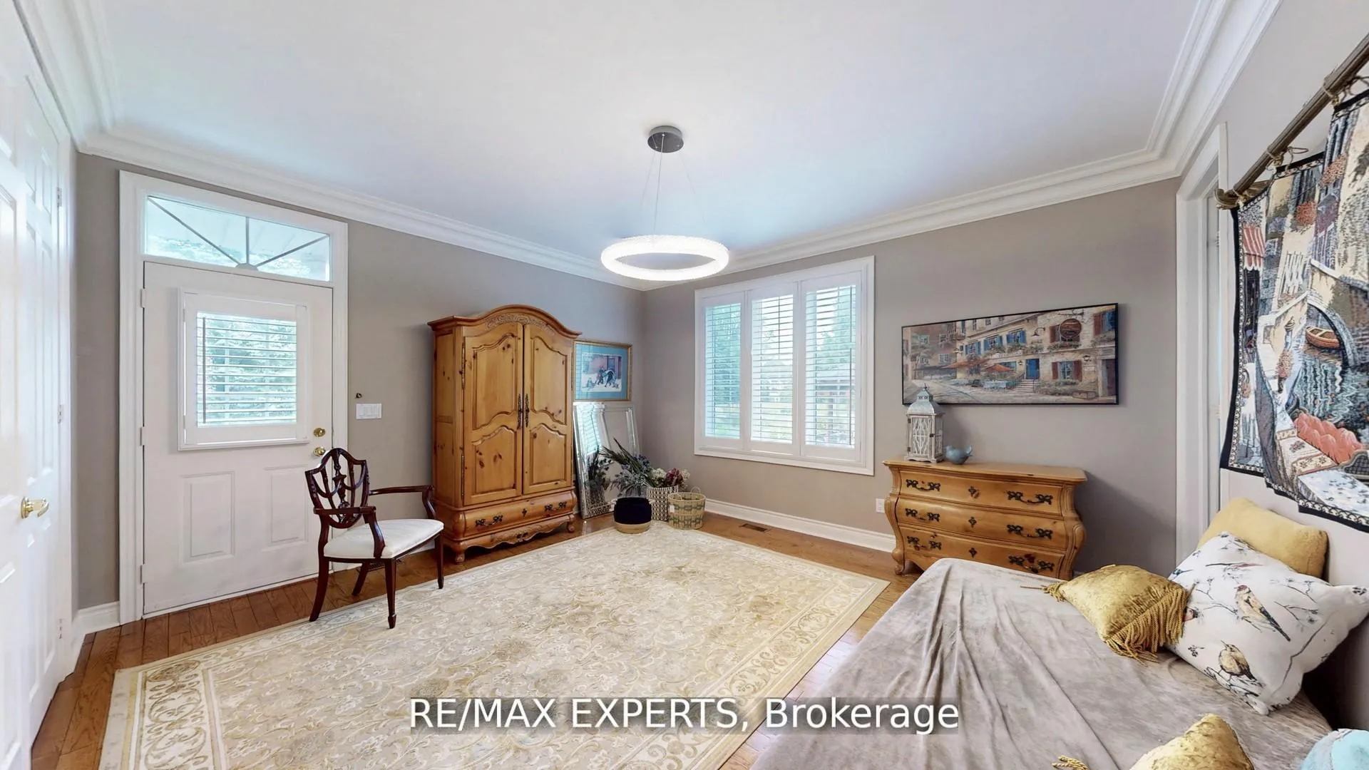 Photo 24 of 27 Theresa Circle, Vaughan, Kleinburg — HOMEH