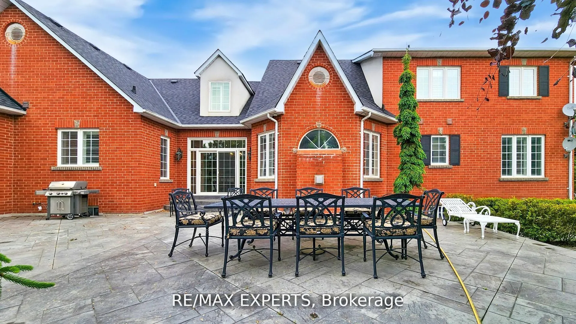 Photo 41 of 27 Theresa Circle, Vaughan, Kleinburg — HOMEH