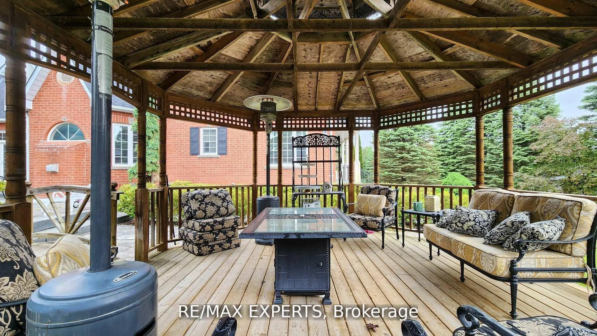 Photo 43 of 27 Theresa Circle, Vaughan, Kleinburg — HOMEH