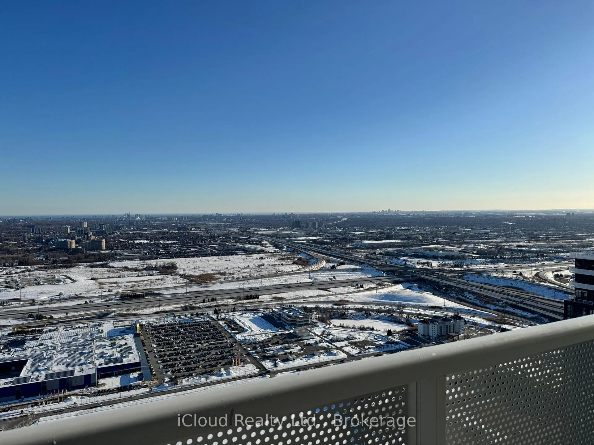 Photo 17 of Unit 6010, 8 Interchange Way, Vaughan, Vaughan Corporate Centre — HOMEH