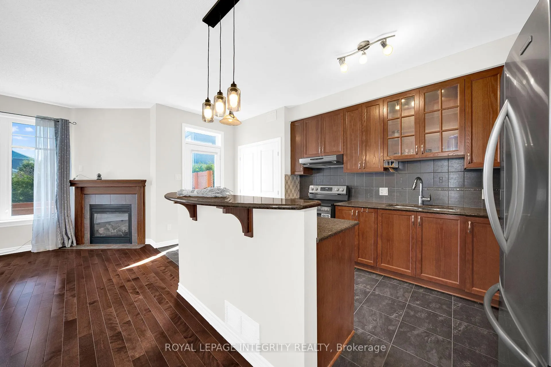Photo 9 of 142 Abetti Ridge, Ottawa, Barrhaven - Stonebridge — HOMEH