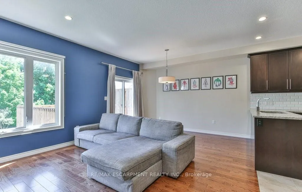 Photo 3 of Unit 15, 2235 Blackwater Road, London, North B — HOMEH