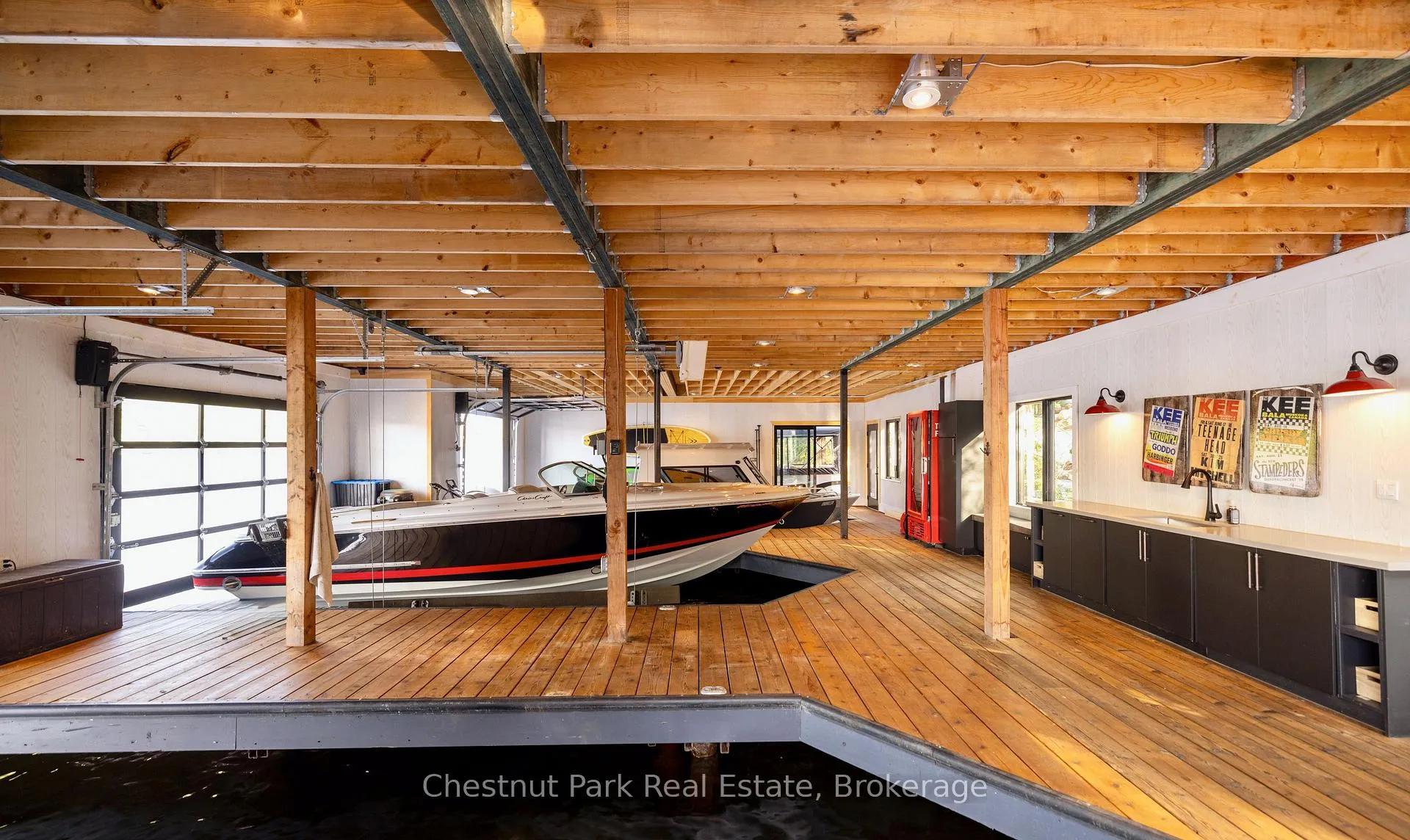 Photo 5 of 6 Taylor Island 26LM, Gravenhurst, Muskoka (S) — HOMEH