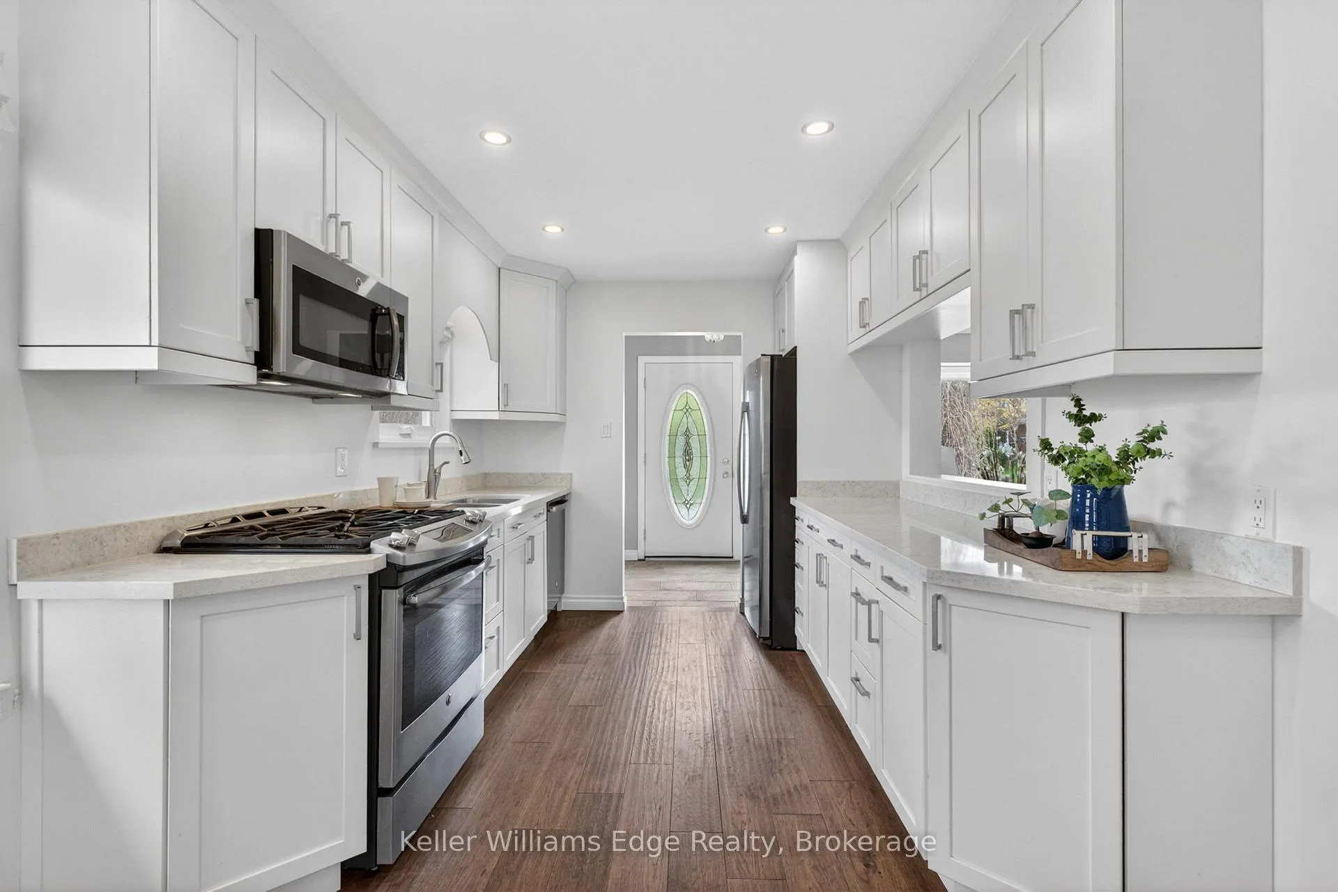 Photo 9 of 2471 Malcolm Crescent, Burlington, Brant Hills — HOMEH