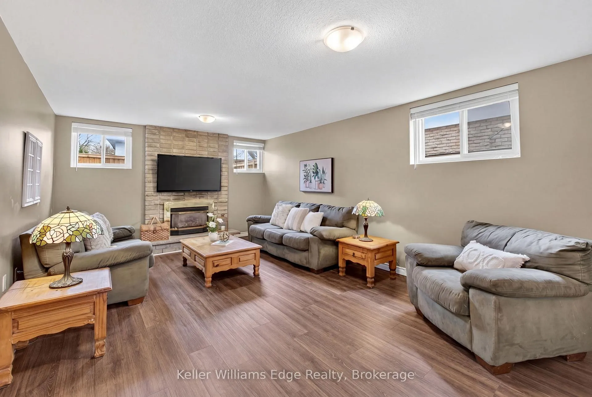 Photo 29 of 2471 Malcolm Crescent, Burlington, Brant Hills — HOMEH
