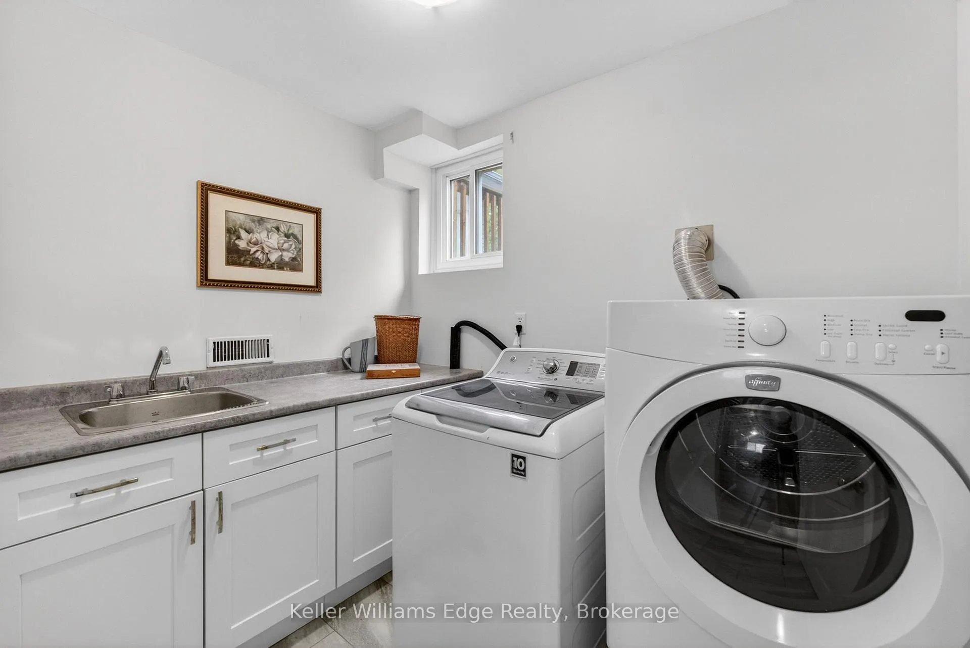 Photo 39 of 2471 Malcolm Crescent, Burlington, Brant Hills — HOMEH