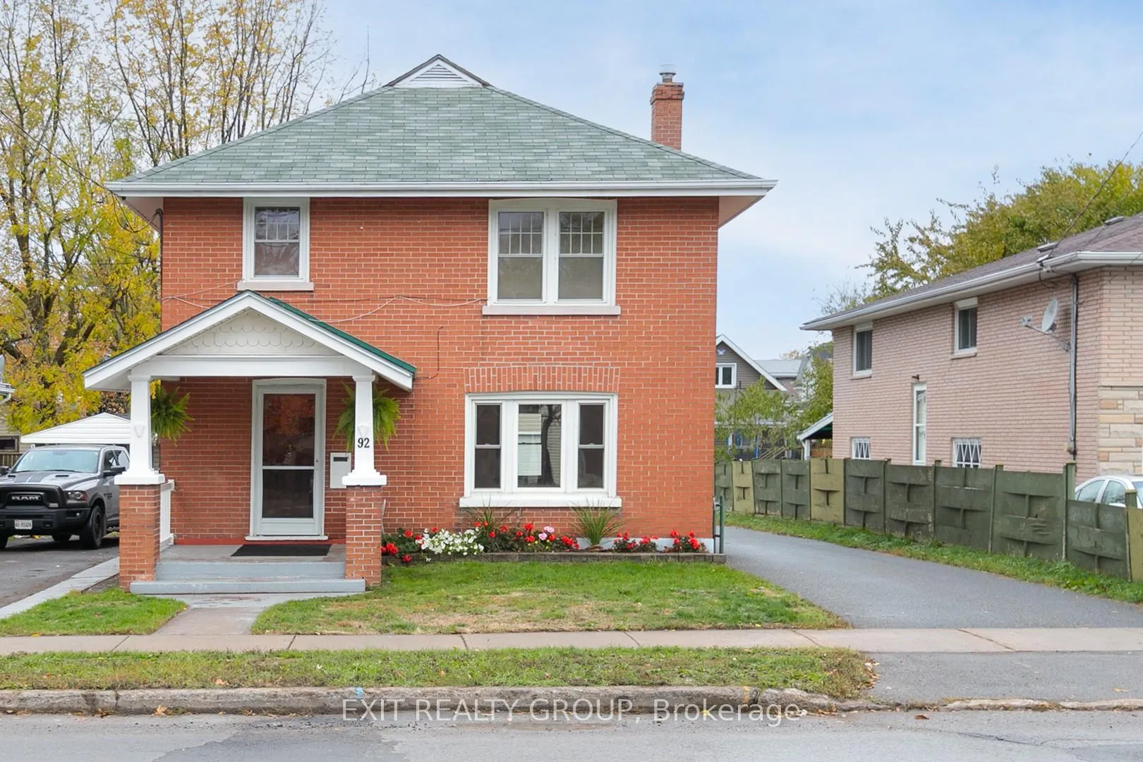 Front of 92 Byron Street