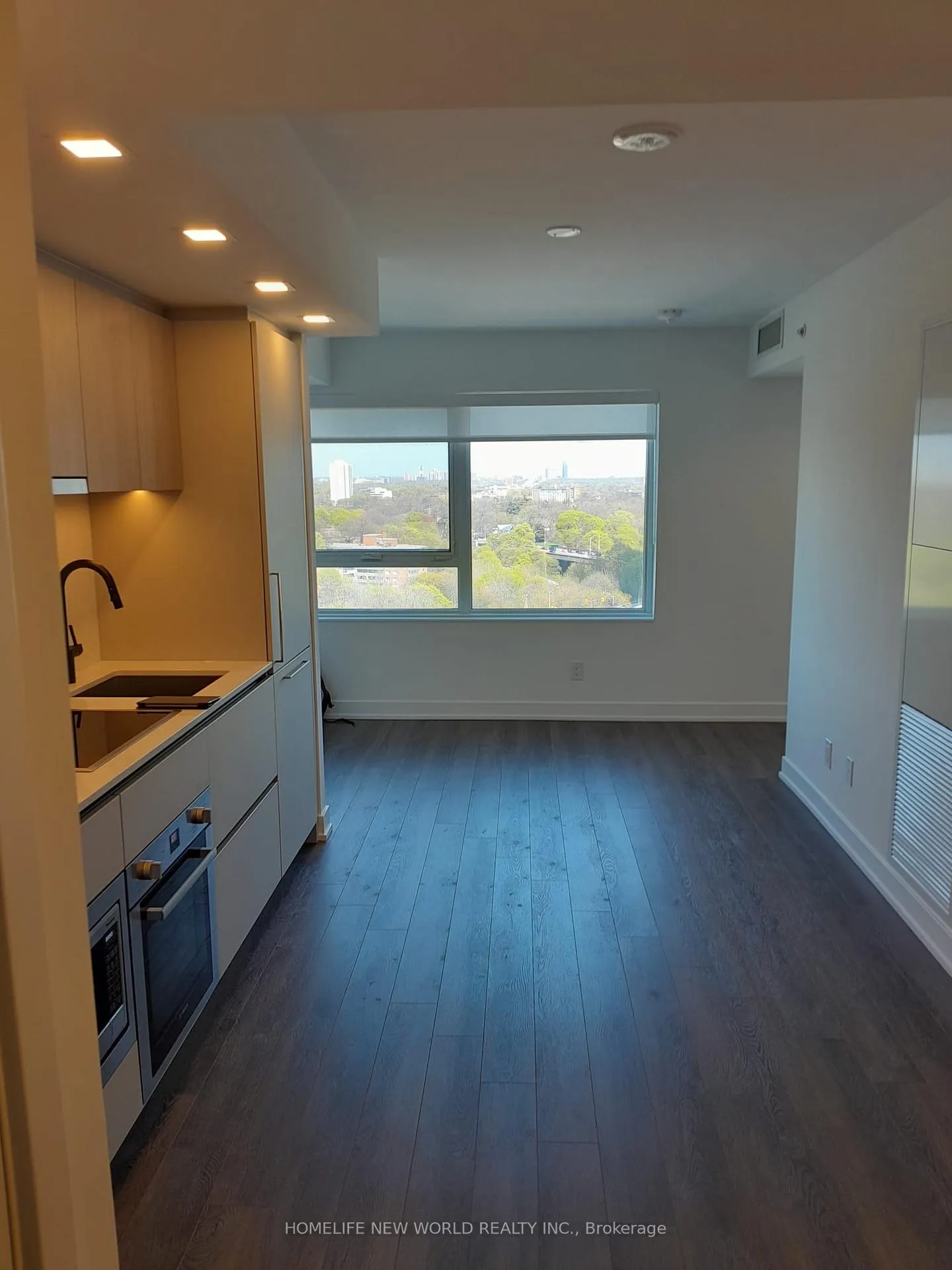 Photo 7 of Unit 1309, 603 Sherbourne Street, Toronto, North St. James Town — HOMEH