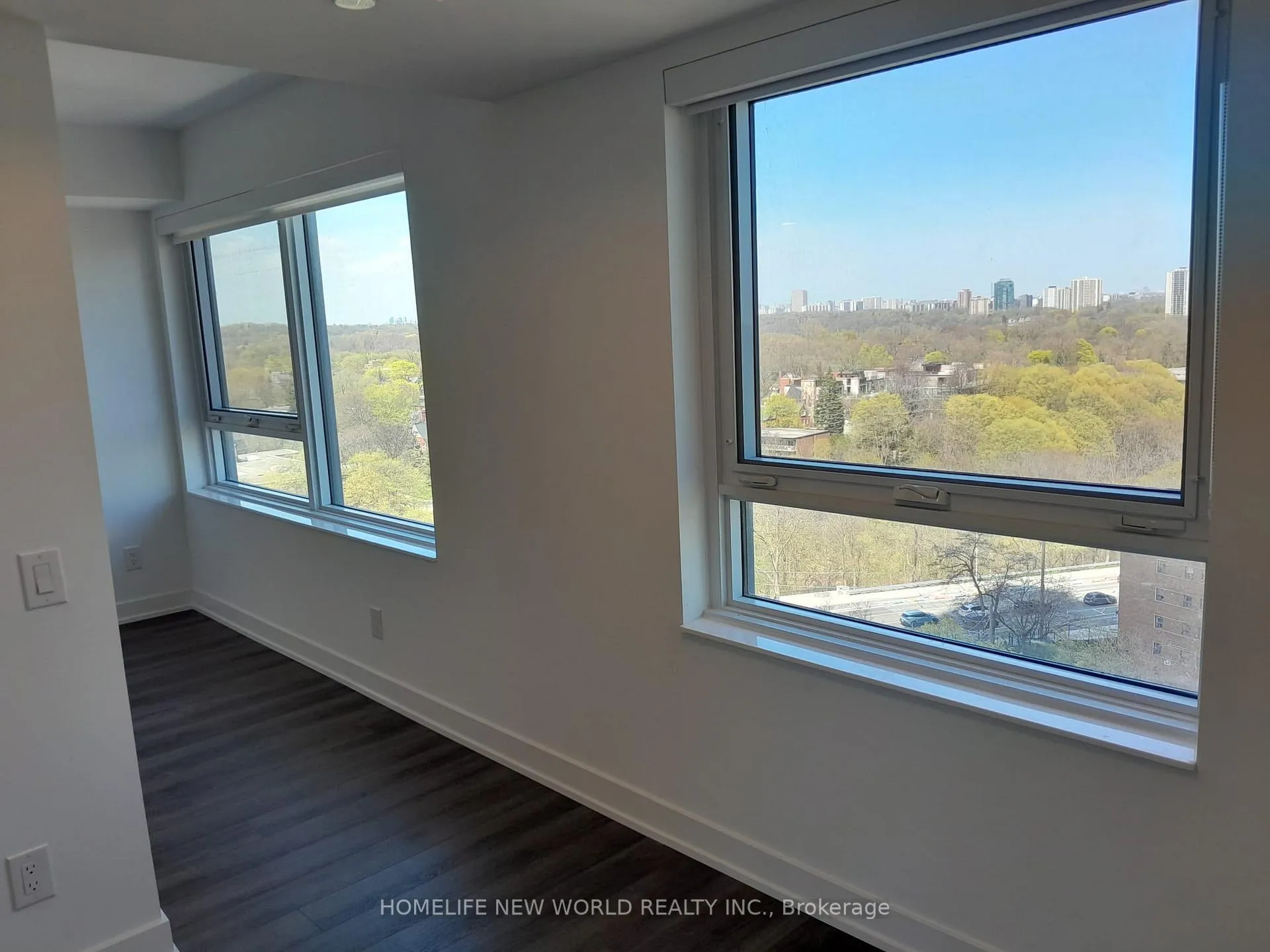Photo 8 of Unit 1309, 603 Sherbourne Street, Toronto, North St. James Town — HOMEH