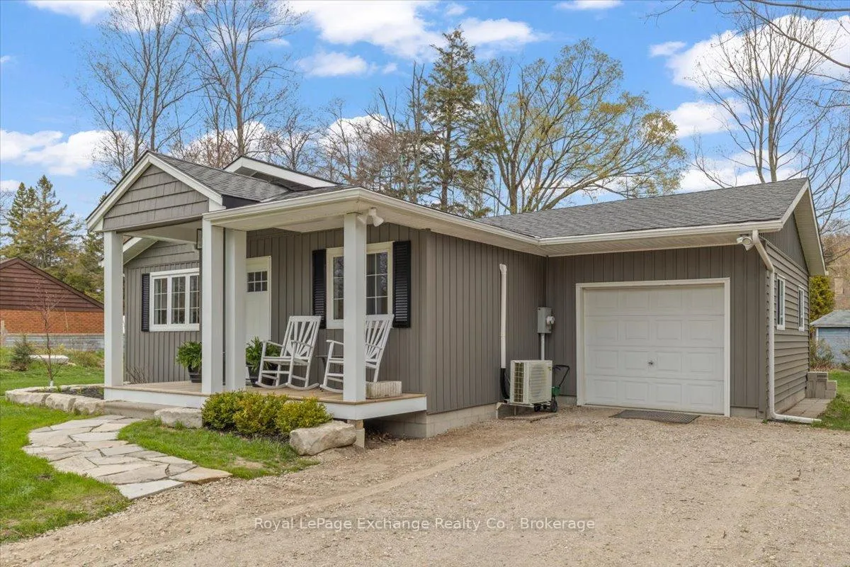 Photo 4 of 916 Tanglewood Drive, Huron-Kinloss — HOMEH