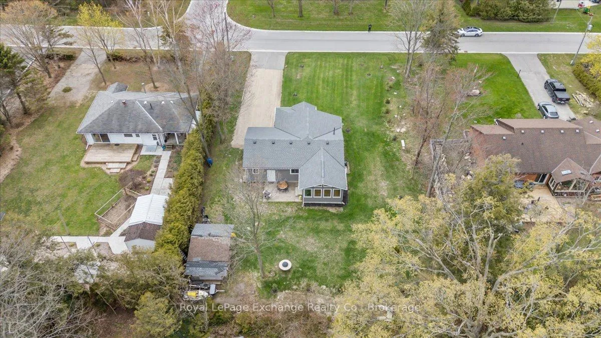 Photo 22 of 916 Tanglewood Drive, Huron-Kinloss — HOMEH