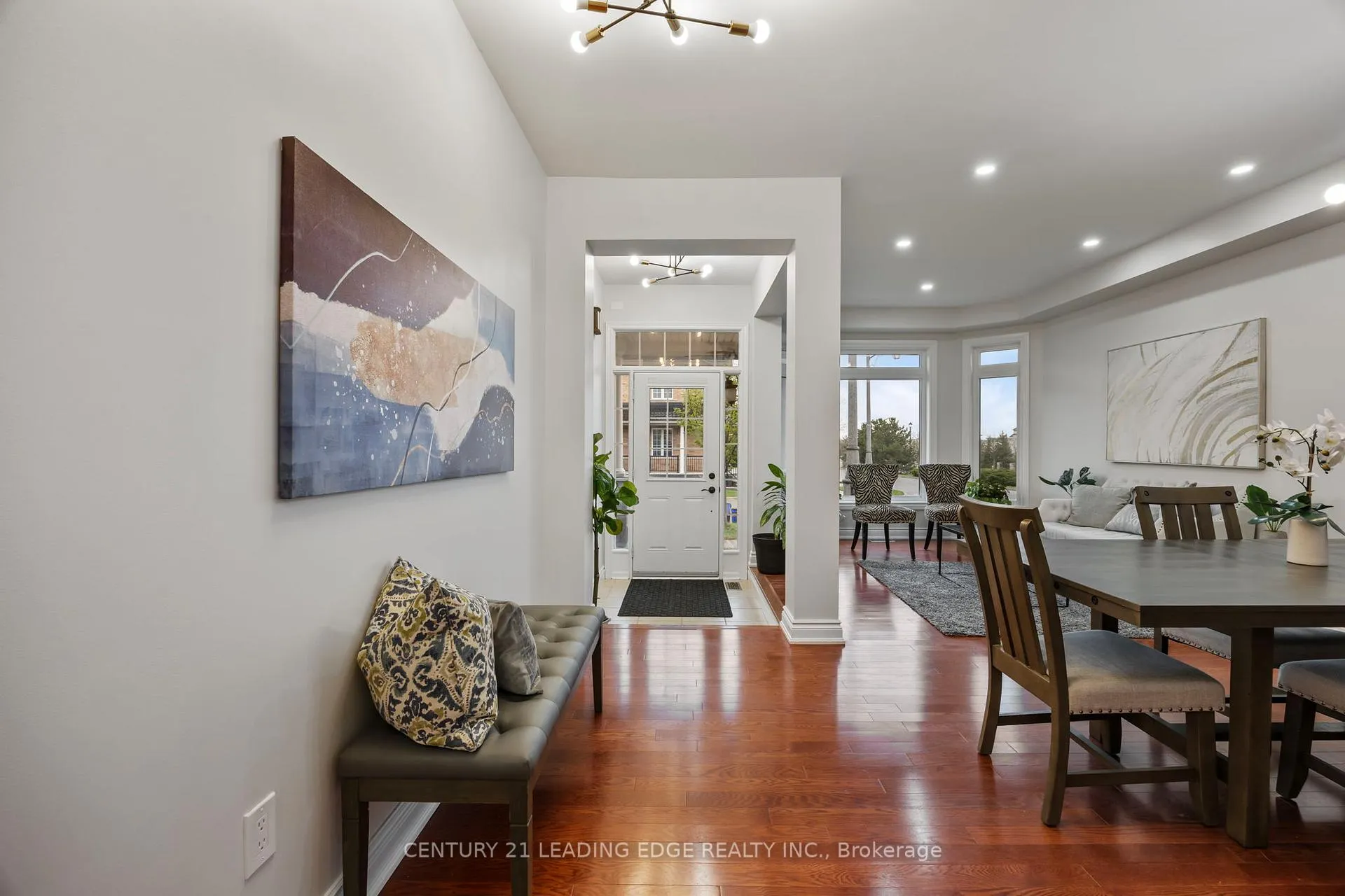 Photo 4 of 114 Stonechurch Crescent, Markham, Box Grove — HOMEH