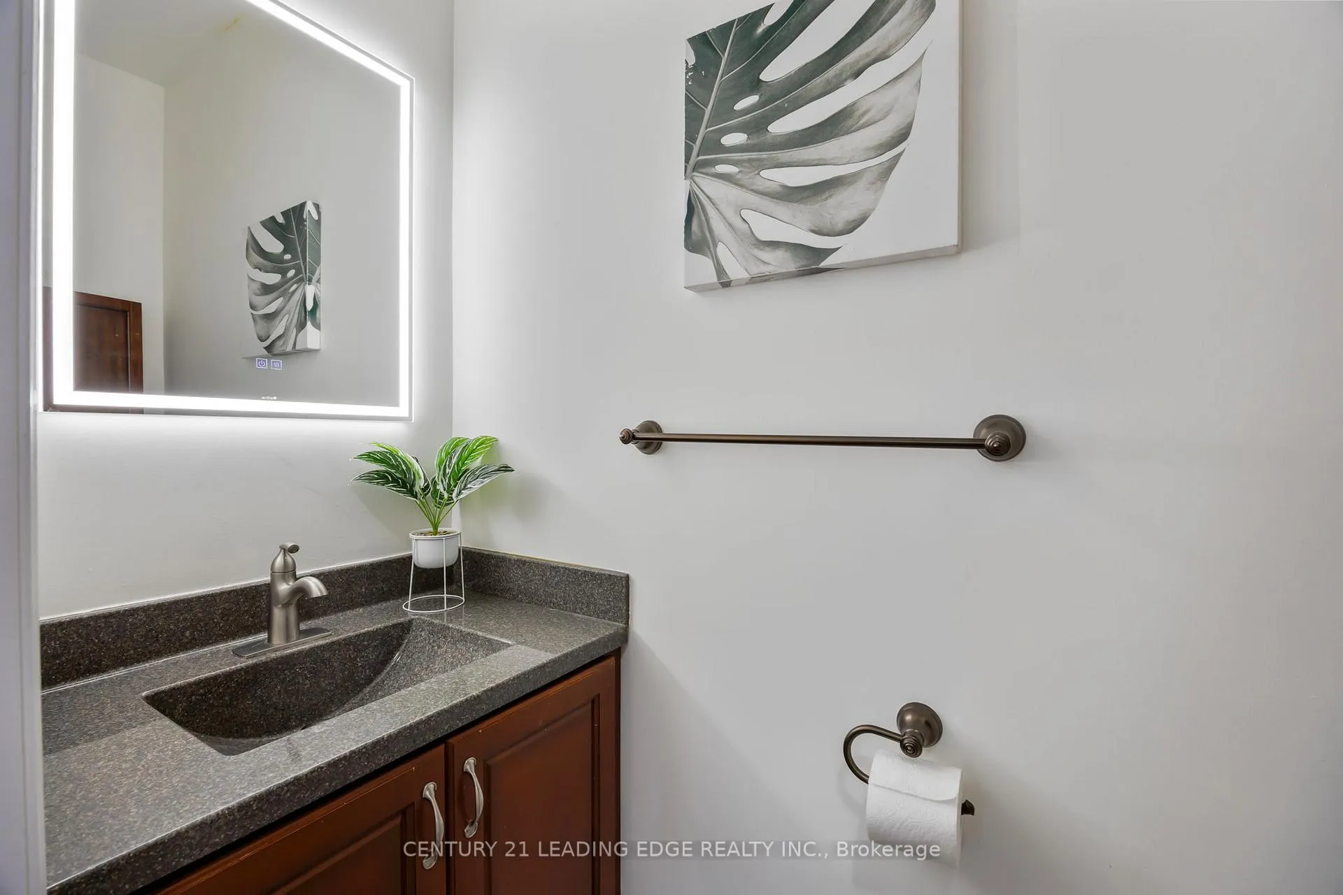 Photo 23 of 114 Stonechurch Crescent, Markham, Box Grove — HOMEH