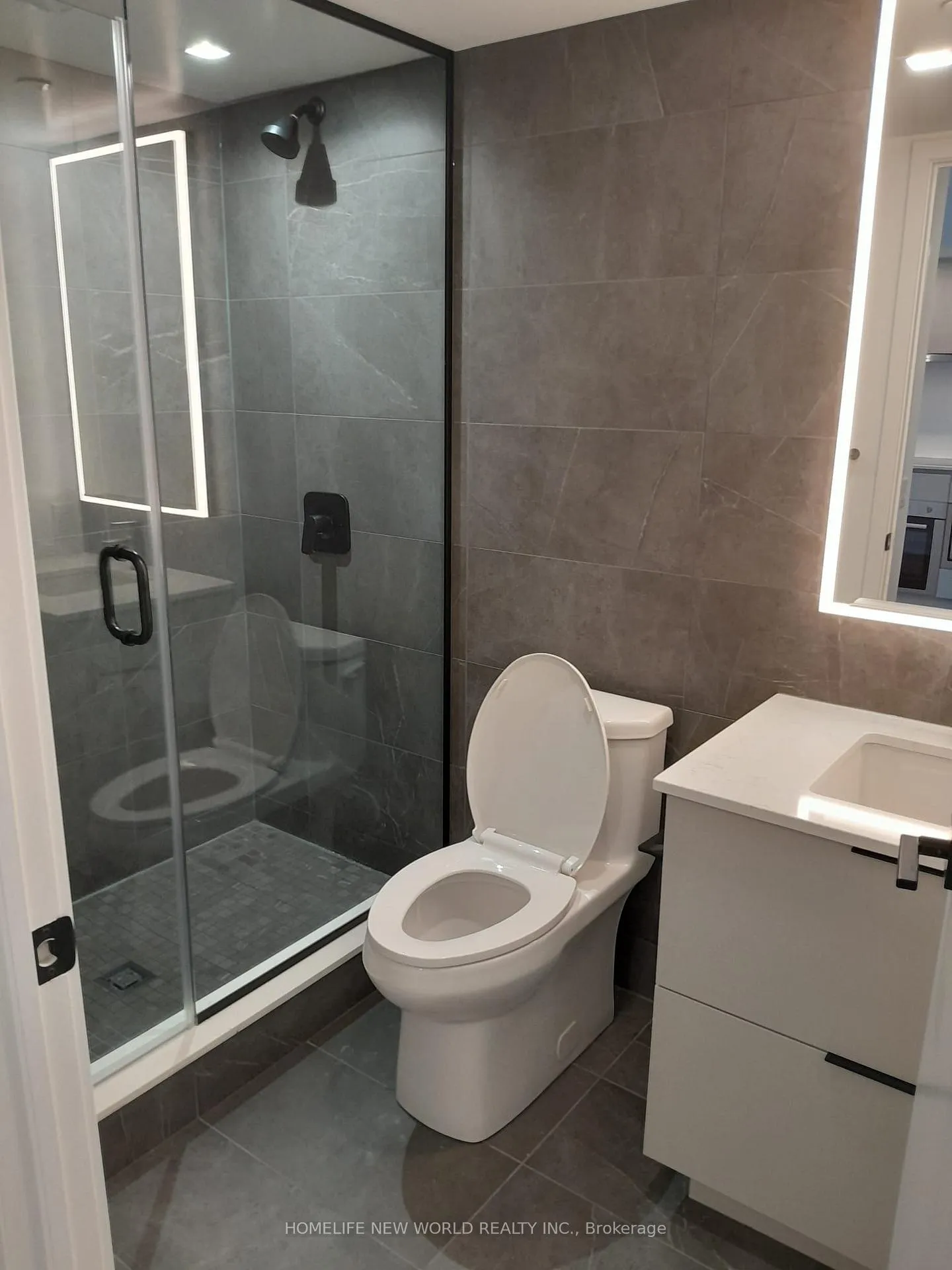 Photo 8 of Unit 1006, 609 Sherbourne Street, Toronto, North St. James Town — HOMEH