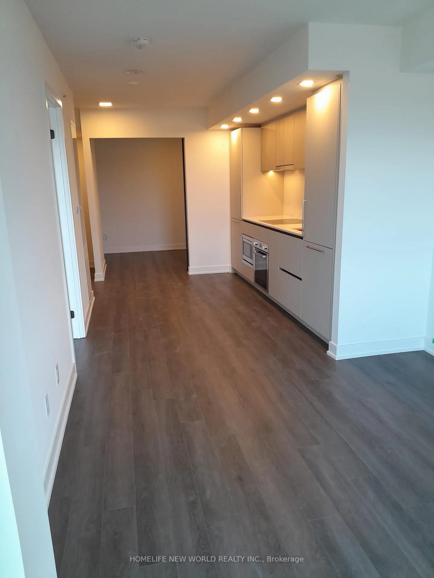 Photo 9 of Unit 1006, 609 Sherbourne Street, Toronto, North St. James Town — HOMEH