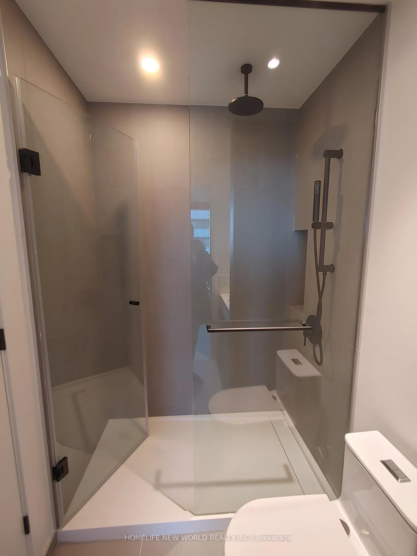 Photo 9 of Unit 3412, 55 Charles Street E, Toronto, Church-Yonge Corridor — HOMEH
