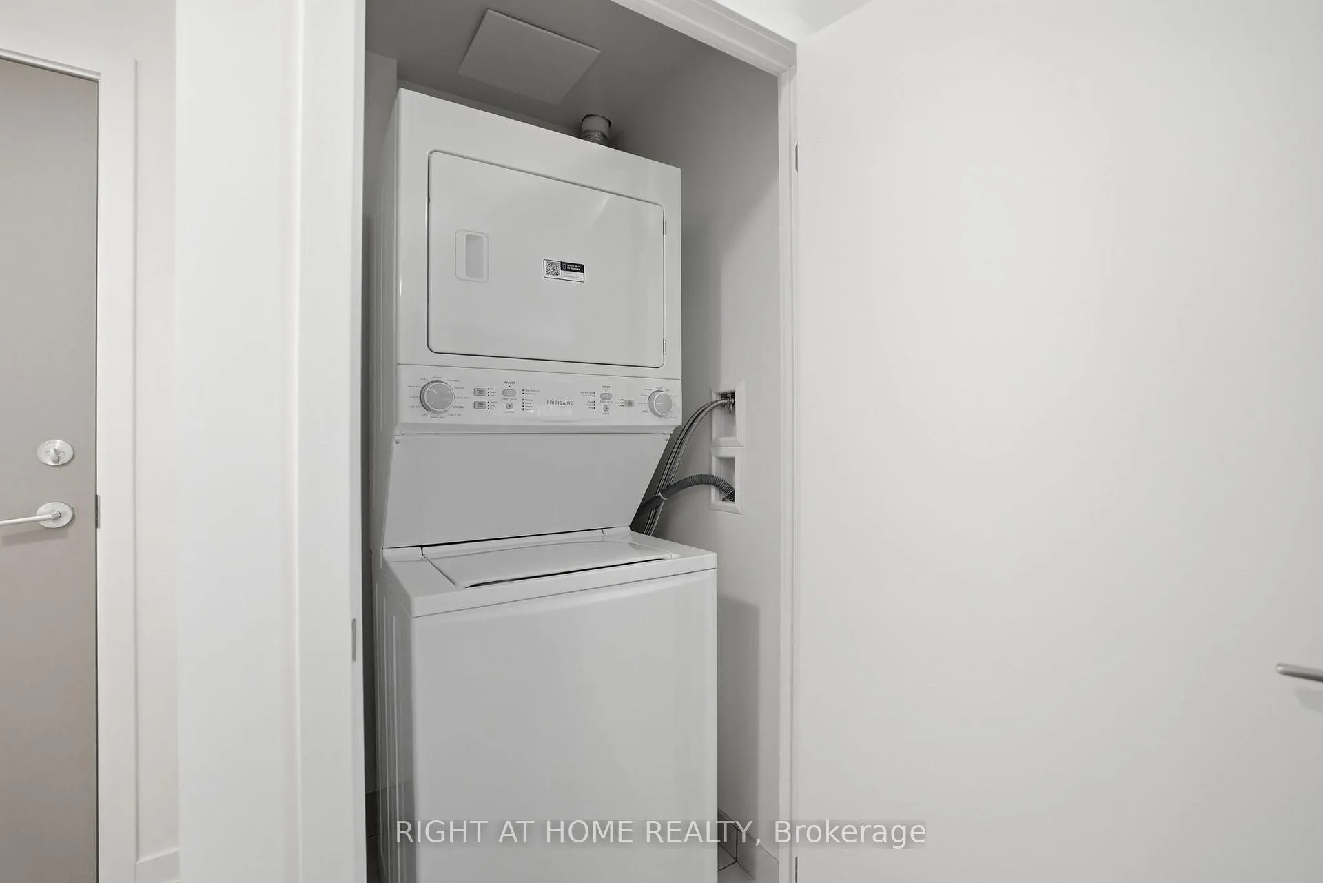 Photo 9 of Unit 504, 1010 sandy beach Road, Pickering, Bay Ridges — HOMEH