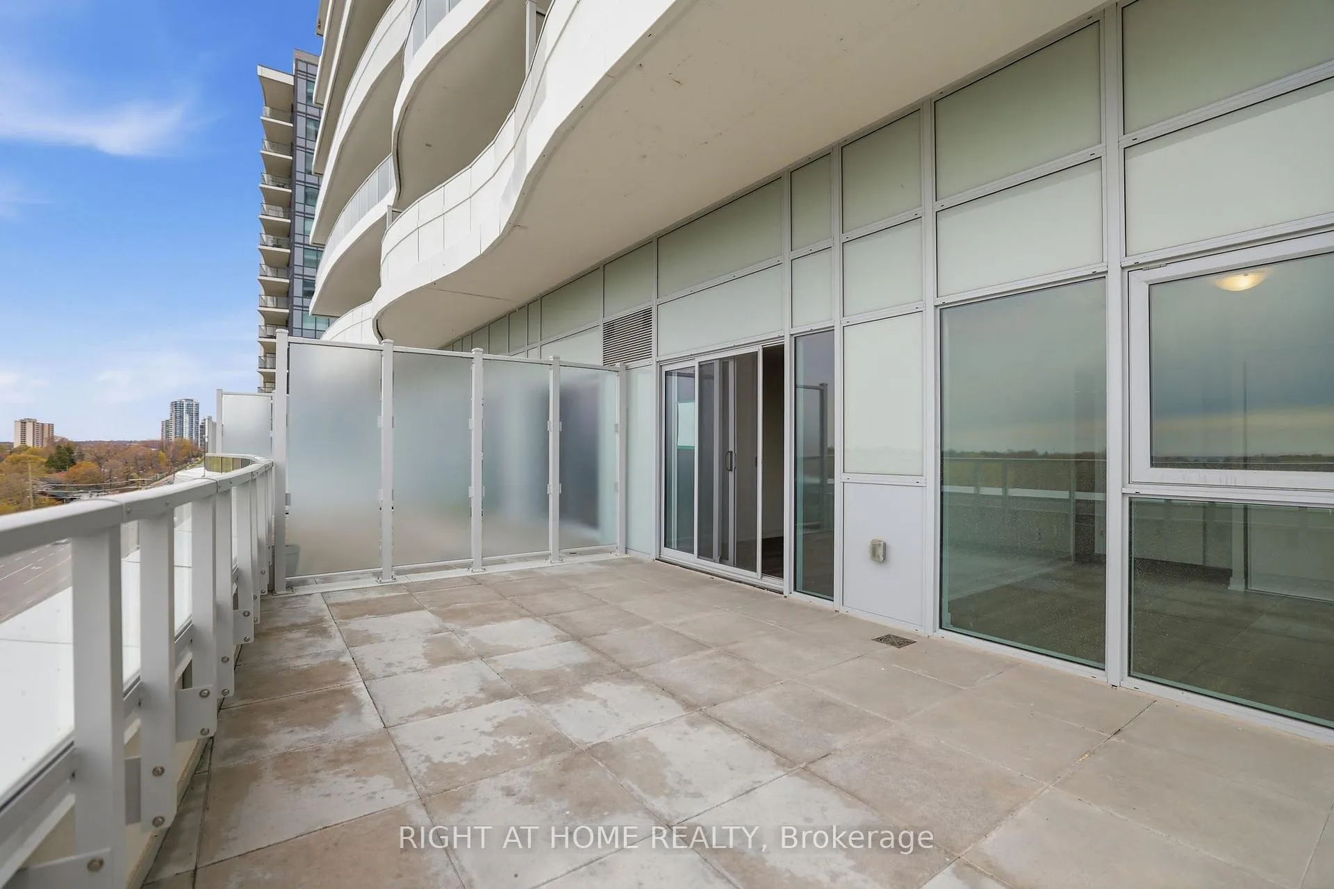 Photo 18 of Unit 504, 1010 sandy beach Road, Pickering, Bay Ridges — HOMEH