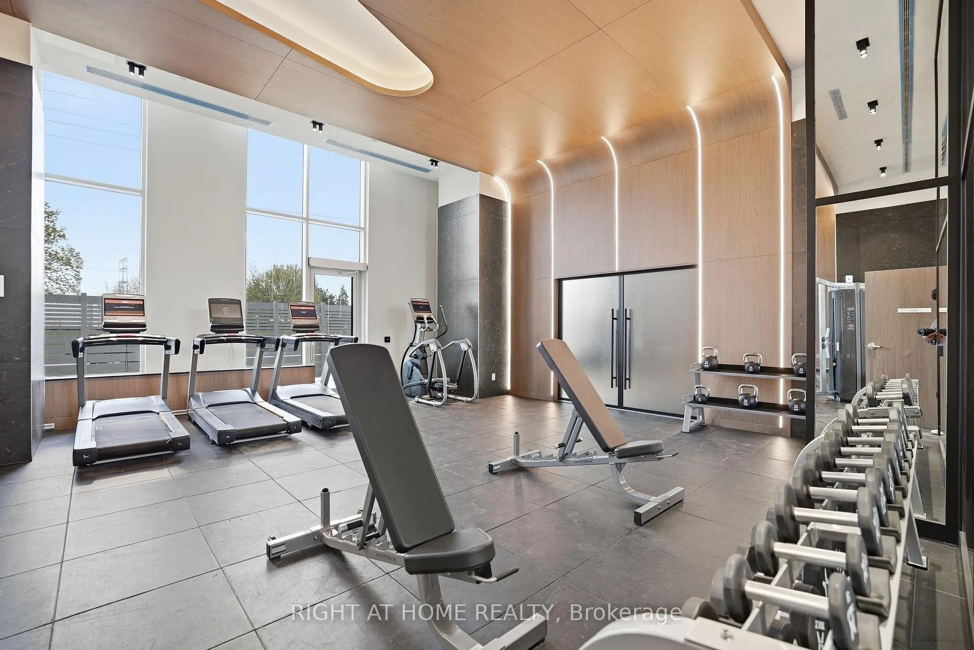 Photo 21 of Unit 504, 1010 sandy beach Road, Pickering, Bay Ridges — HOMEH