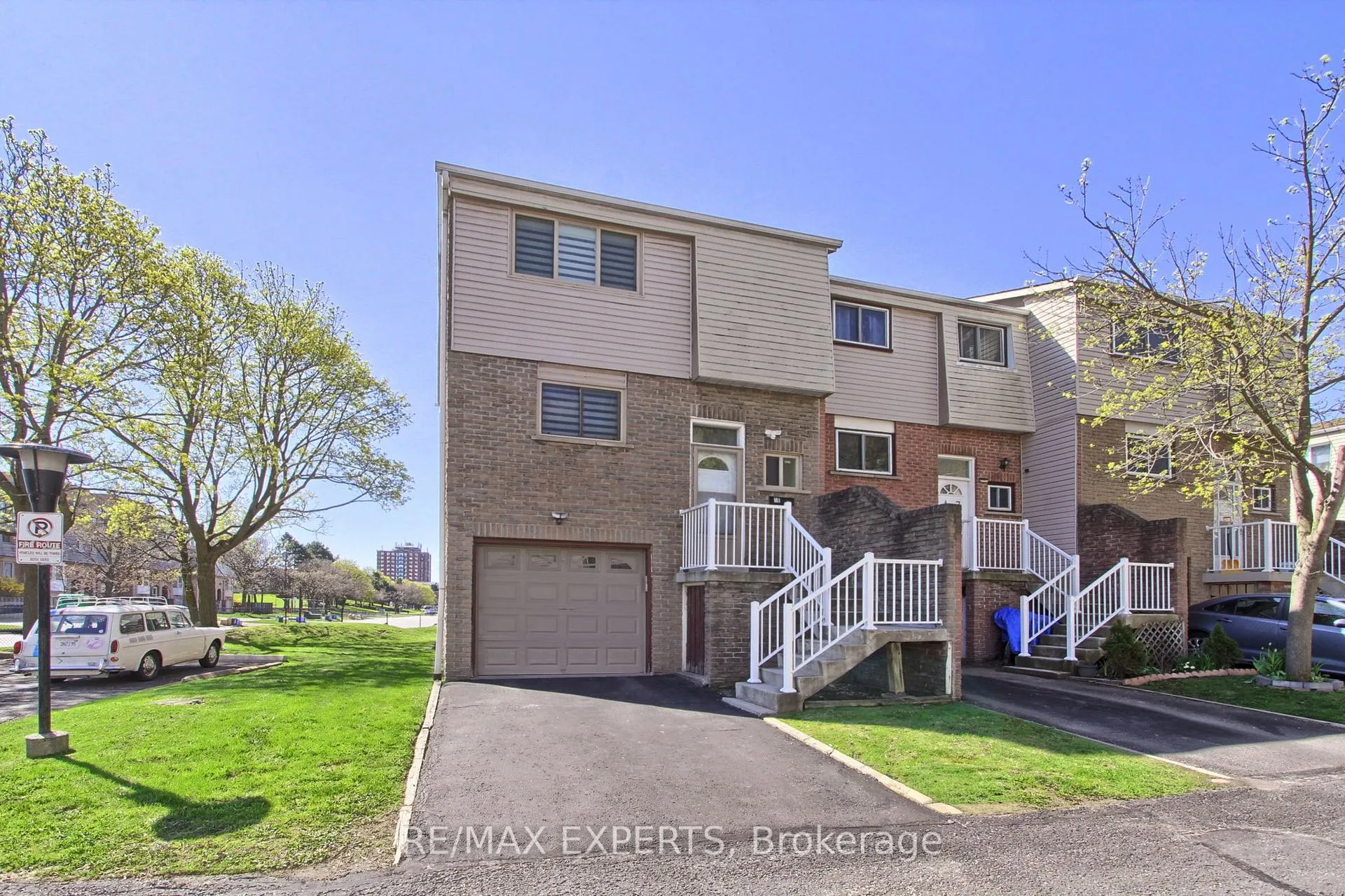 Photo 3 of Unit 16, 1655 Geta Circle, Pickering, Village East — HOMEH