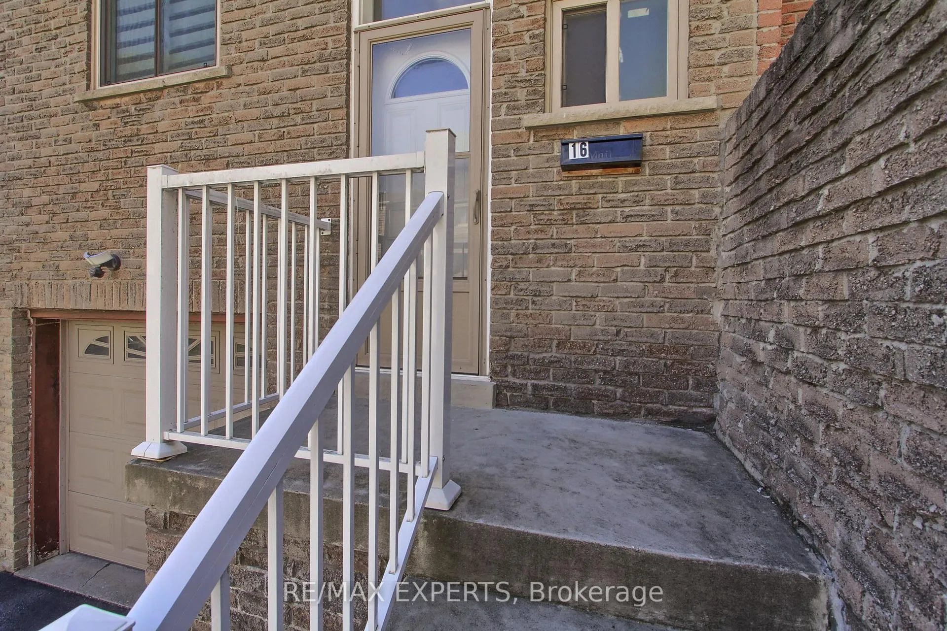 Photo 6 of Unit 16, 1655 Geta Circle, Pickering, Village East — HOMEH