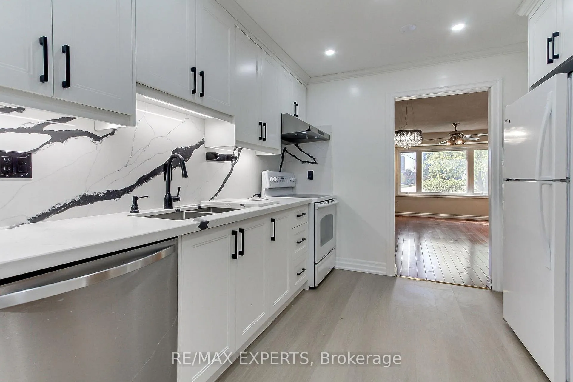Photo 11 of Unit 16, 1655 Geta Circle, Pickering, Village East — HOMEH