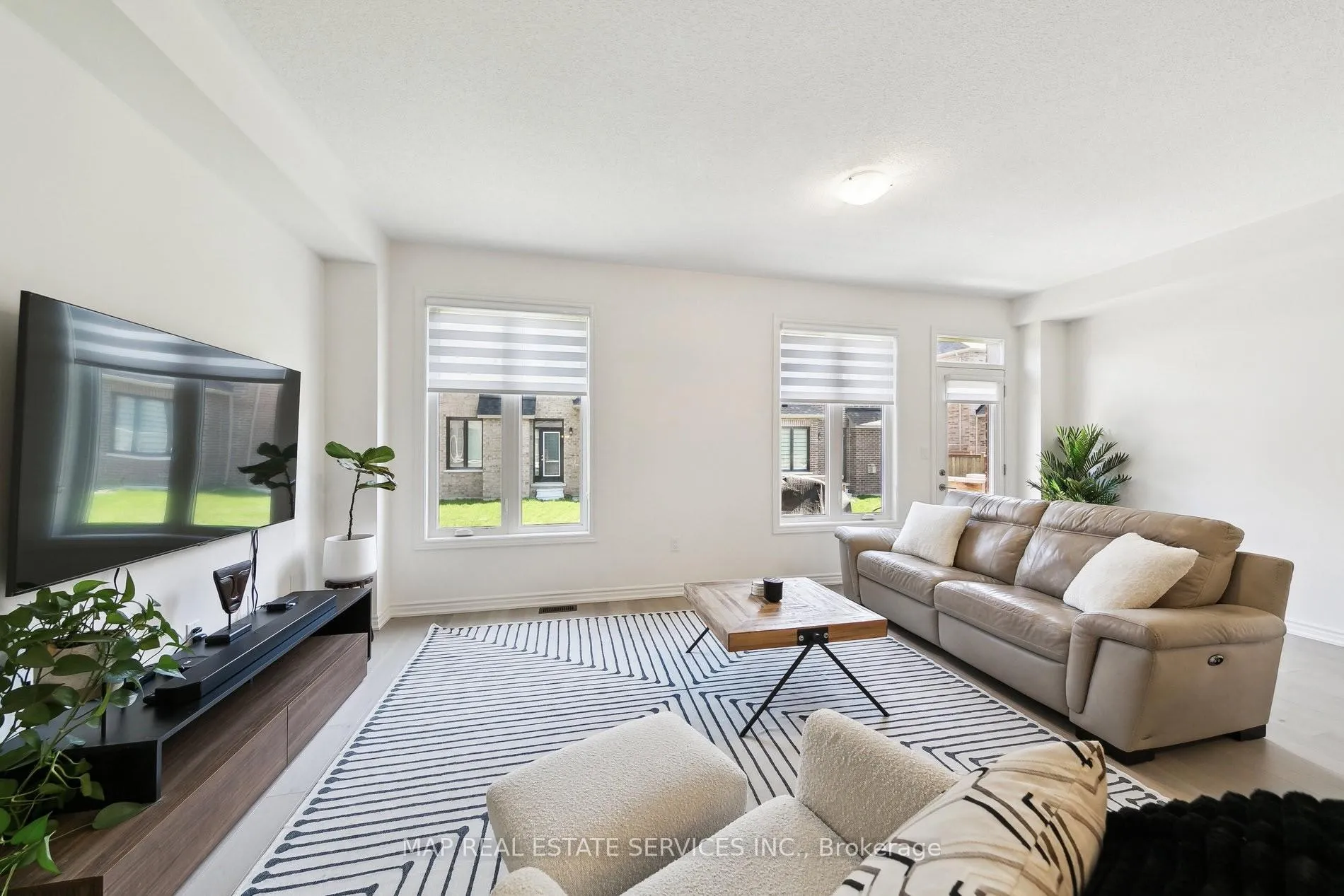 Photo 11 of 1515 Kovachik Boulevard, Milton, Walker — HOMEH