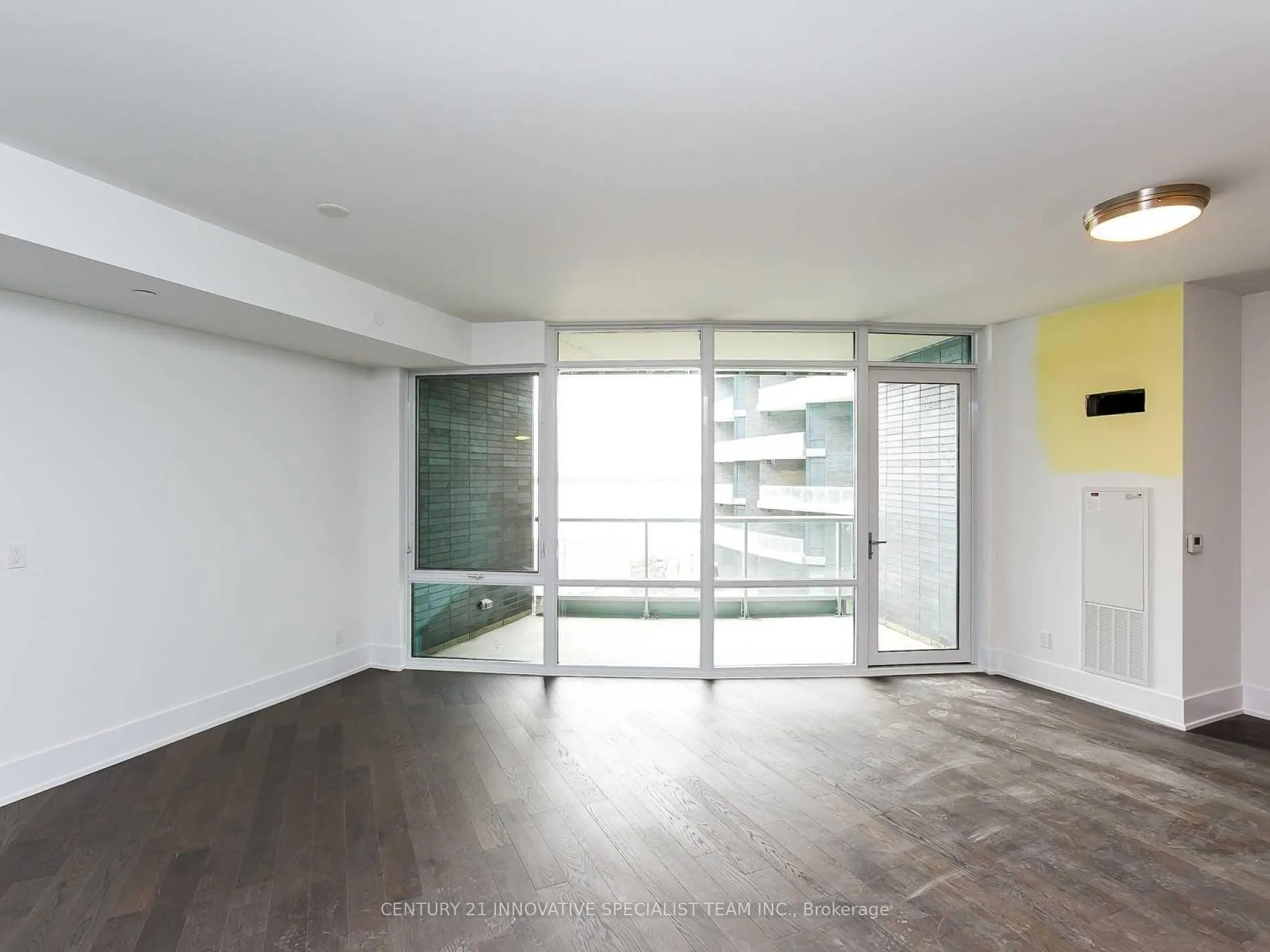 Photo 3 of Unit 410, 1 Edgewater Drive, Toronto, Waterfront Communities — HOMEH