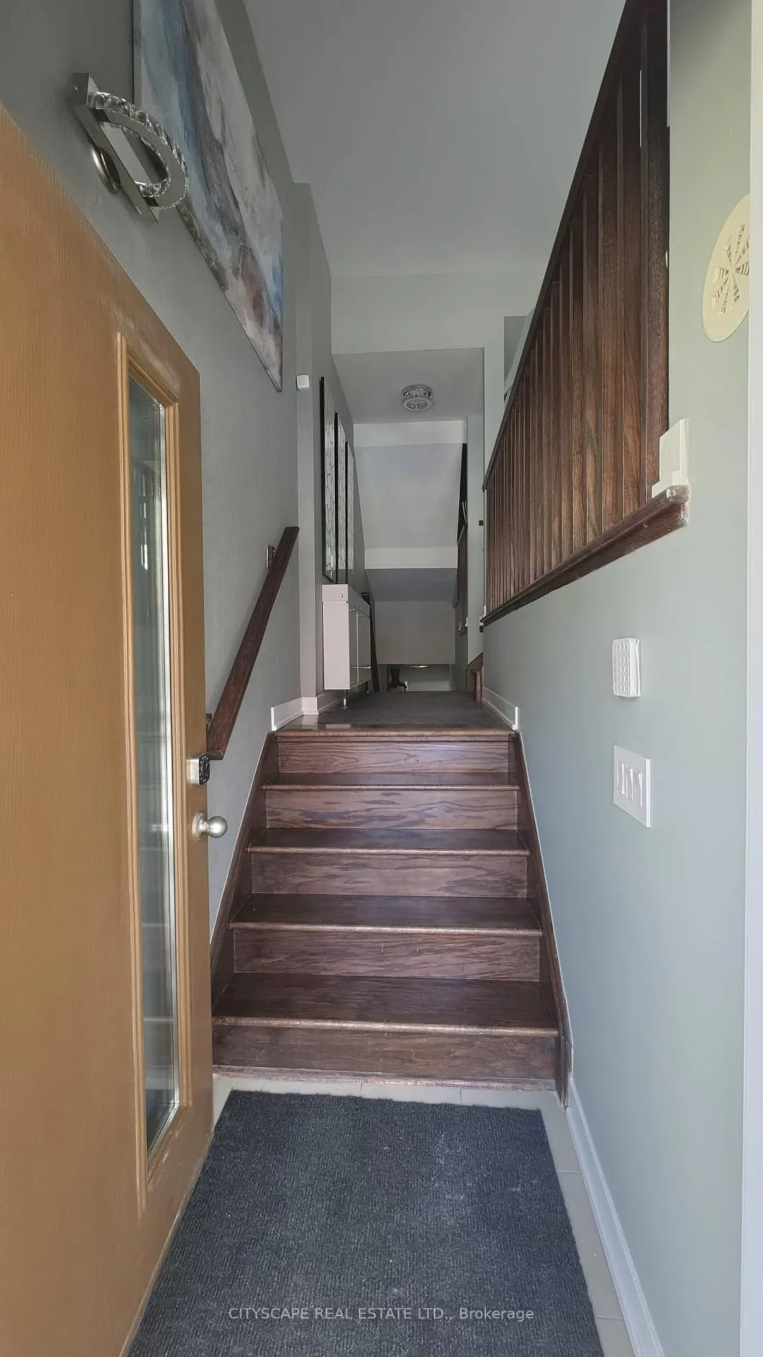 Photo 7 of 35 Oak Street, Toronto, Regent Park — HOMEH