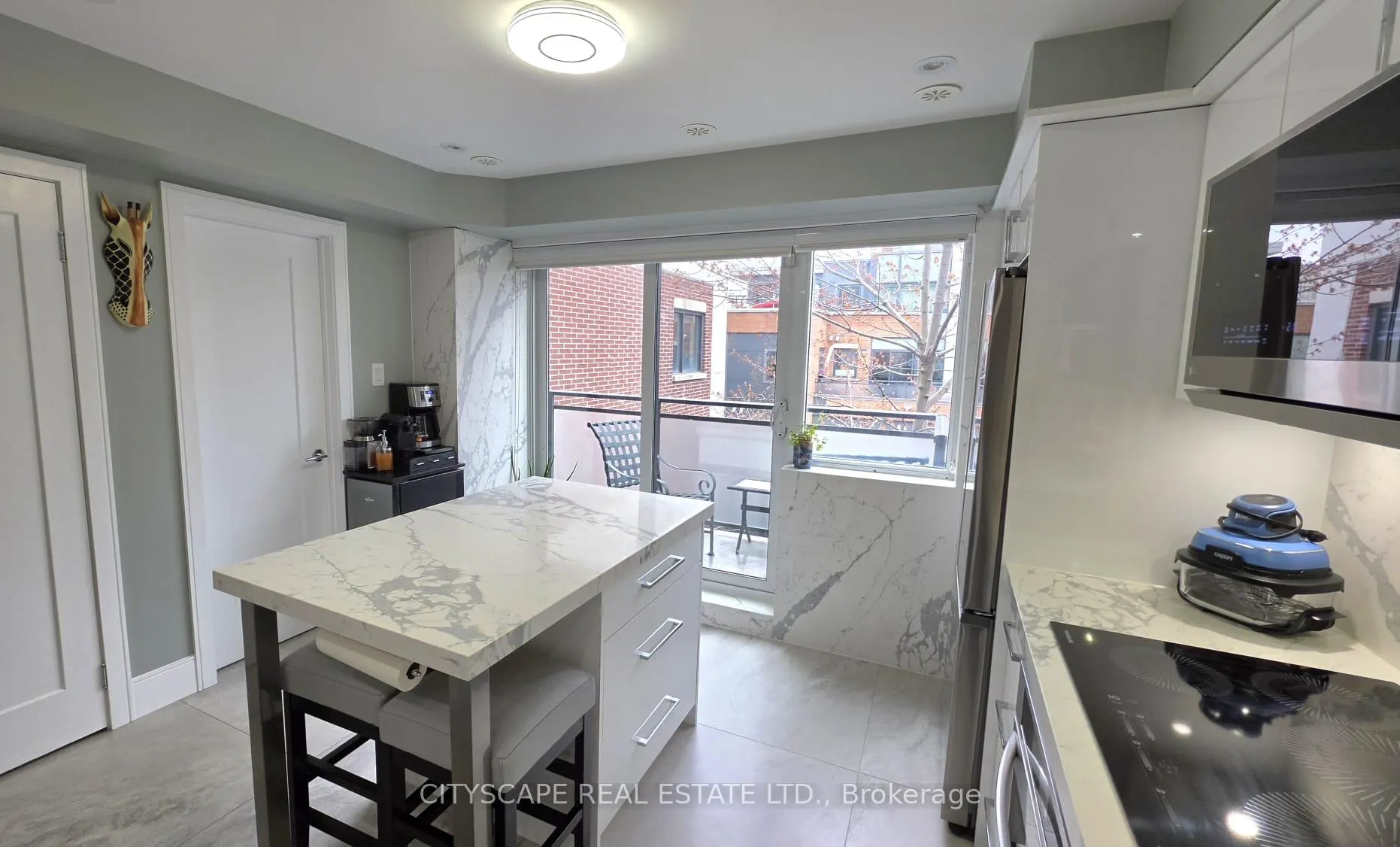 Photo 26 of 35 Oak Street, Toronto, Regent Park — HOMEH