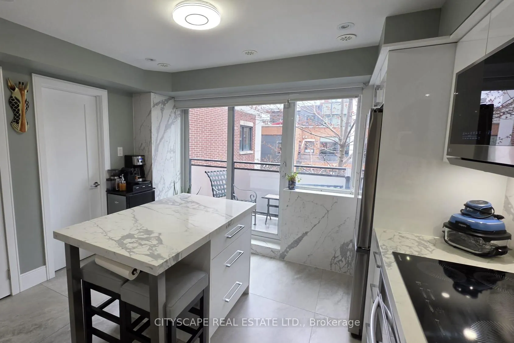 Photo 28 of 35 Oak Street, Toronto, Regent Park — HOMEH