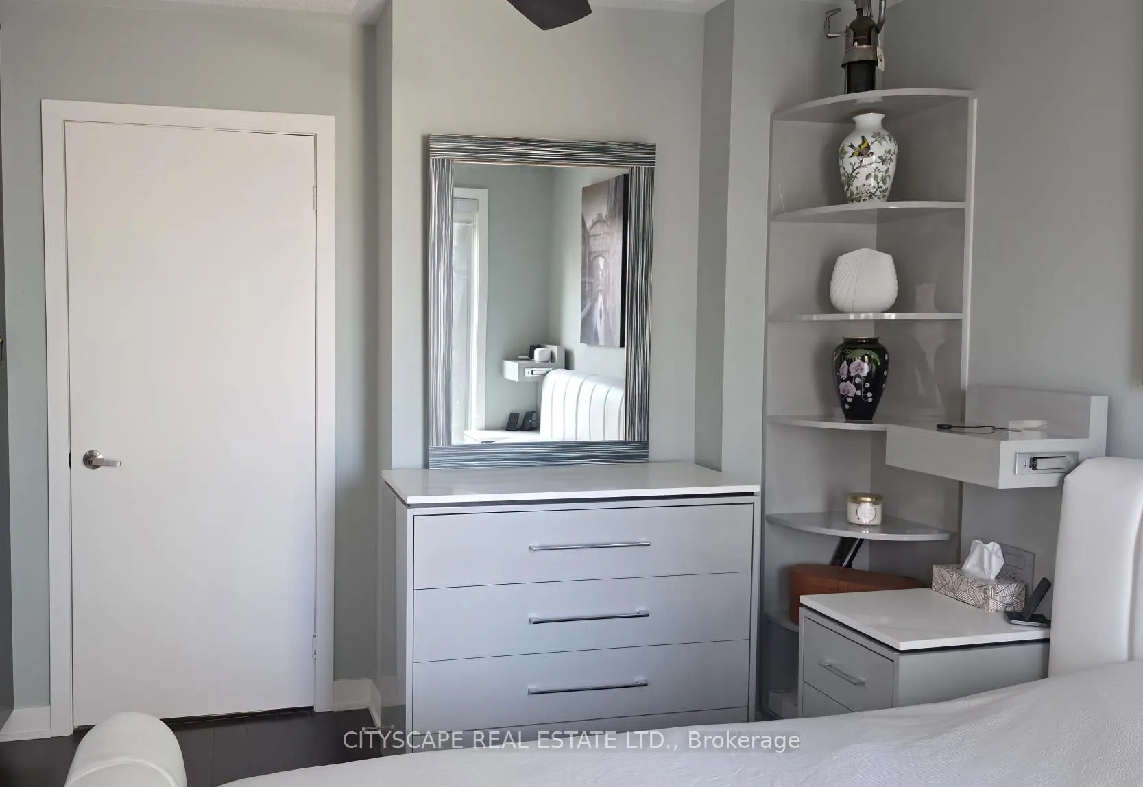 Photo 31 of 35 Oak Street, Toronto, Regent Park — HOMEH