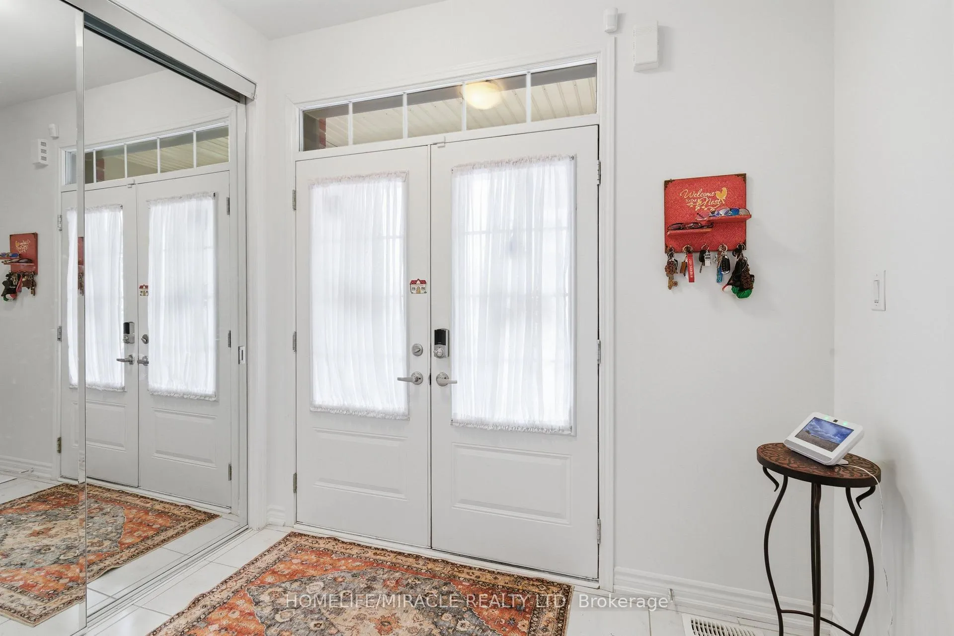 Photo 3 of 793 Whitlock Avenue, Milton, Cobban — HOMEH