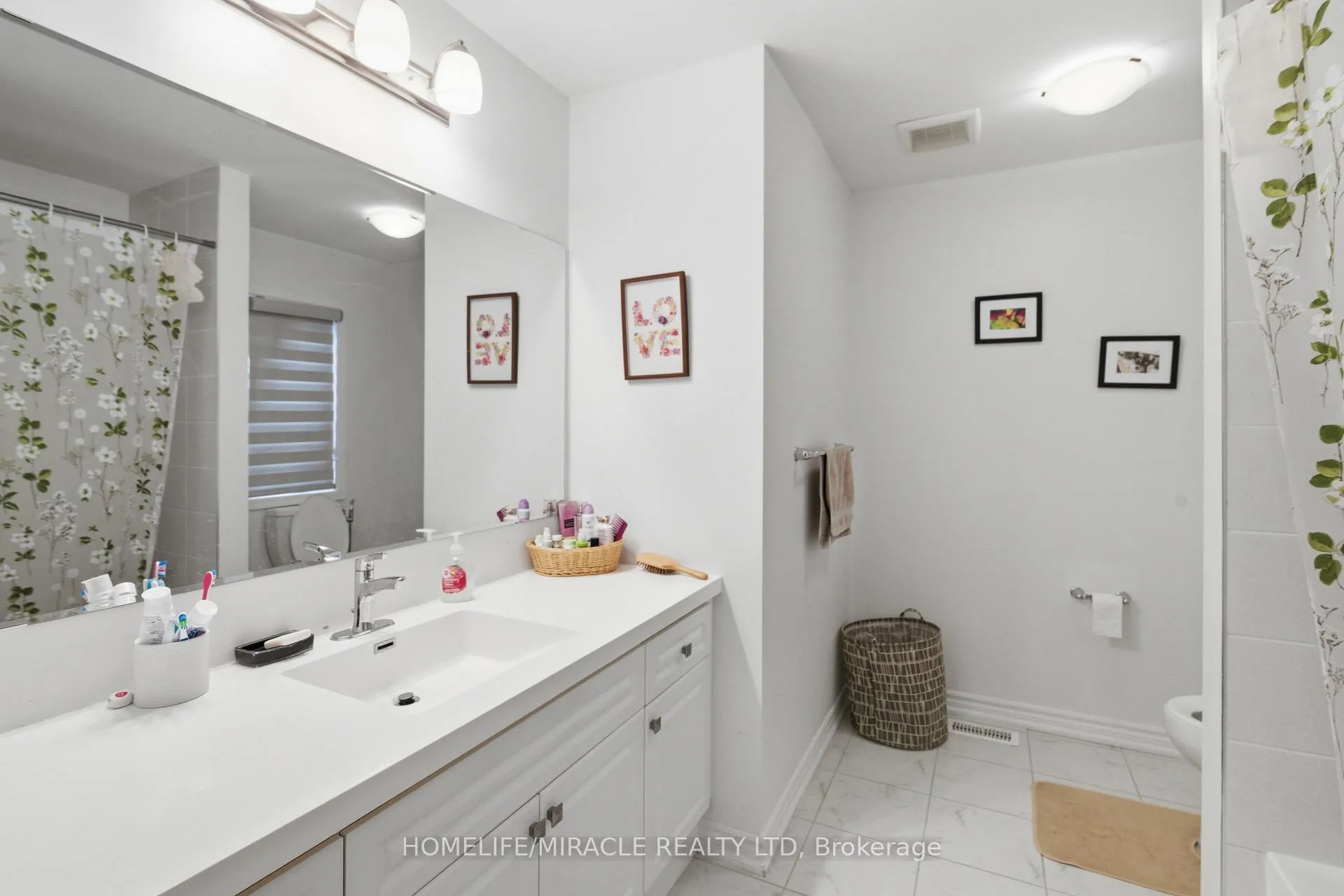 Photo 17 of 793 Whitlock Avenue, Milton, Cobban — HOMEH