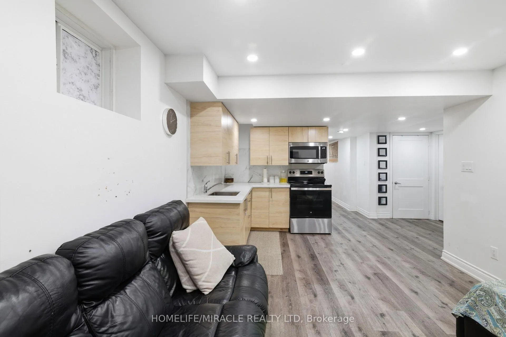Photo 29 of 793 Whitlock Avenue, Milton, Cobban — HOMEH