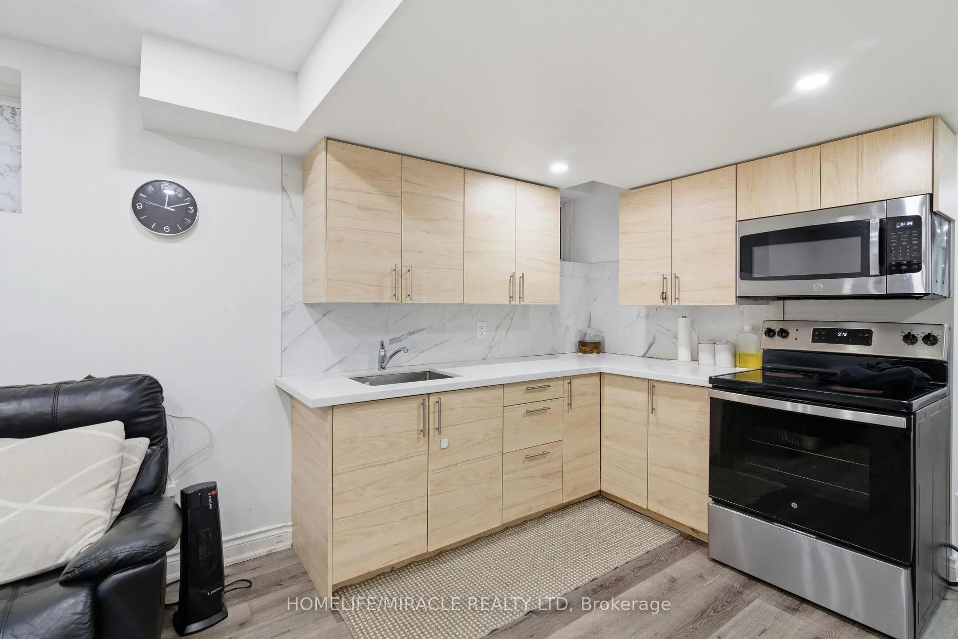 Photo 30 of 793 Whitlock Avenue, Milton, Cobban — HOMEH