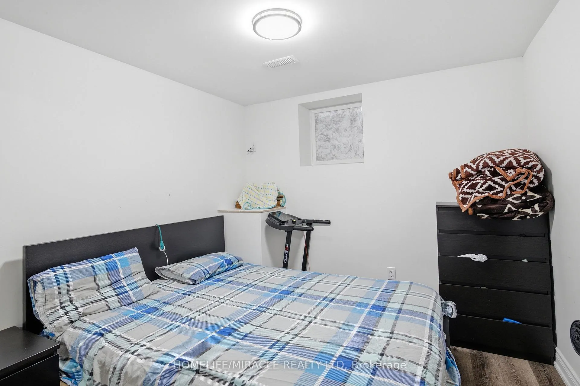 Photo 32 of 793 Whitlock Avenue, Milton, Cobban — HOMEH