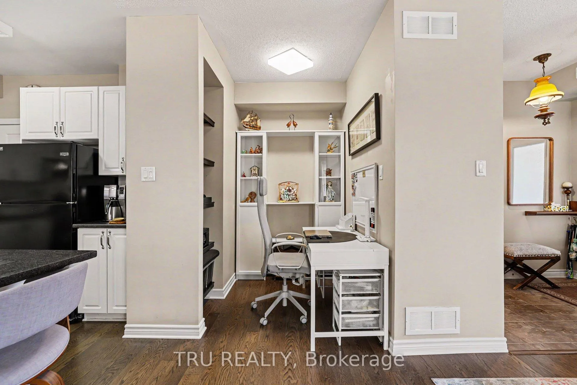 Photo 8 of 36 Tayside Private, Ottawa, Barrhaven - Longfields — HOMEH