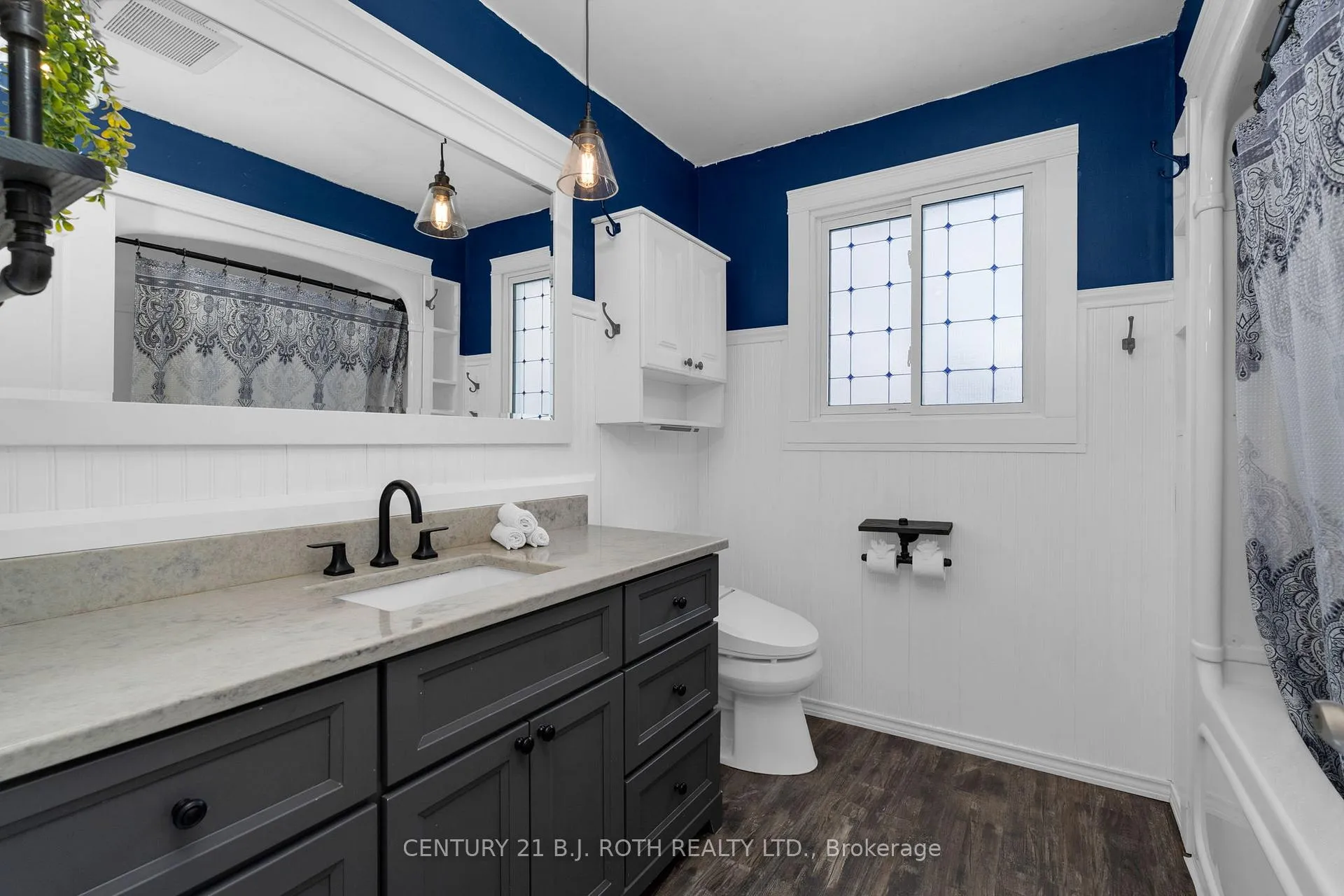 Photo 22 of 218 Parkside Crescent, Innisfil, Stroud — HOMEH
