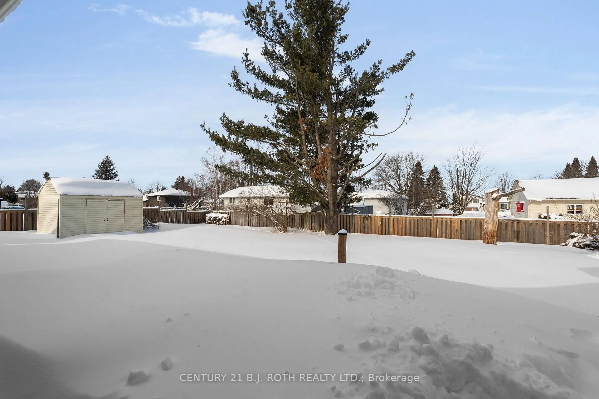 Photo 31 of 218 Parkside Crescent, Innisfil, Stroud — HOMEH