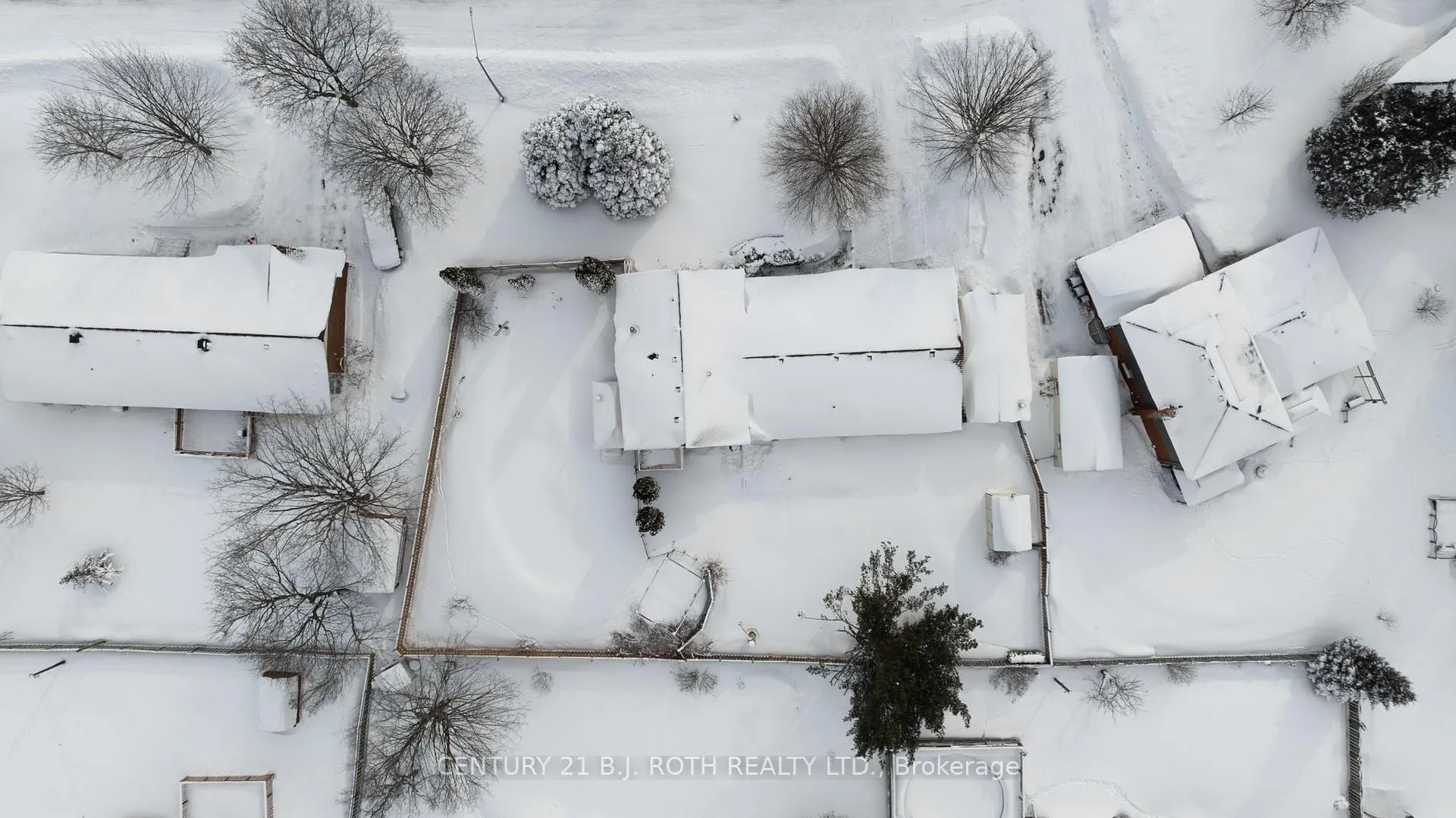 Photo 39 of 218 Parkside Crescent, Innisfil, Stroud — HOMEH